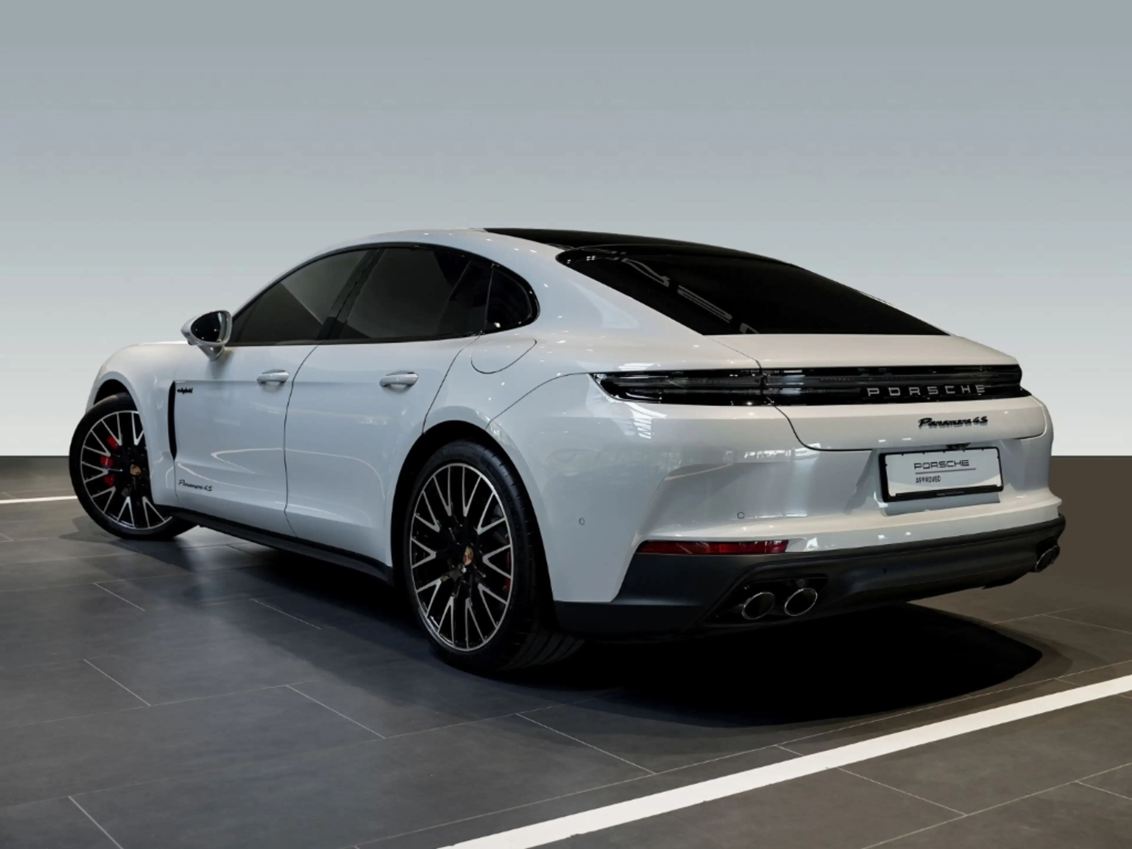 Porsche Panamera 4S E-Hybrid HA-Lenkung Head-Up BOSE — photo 3