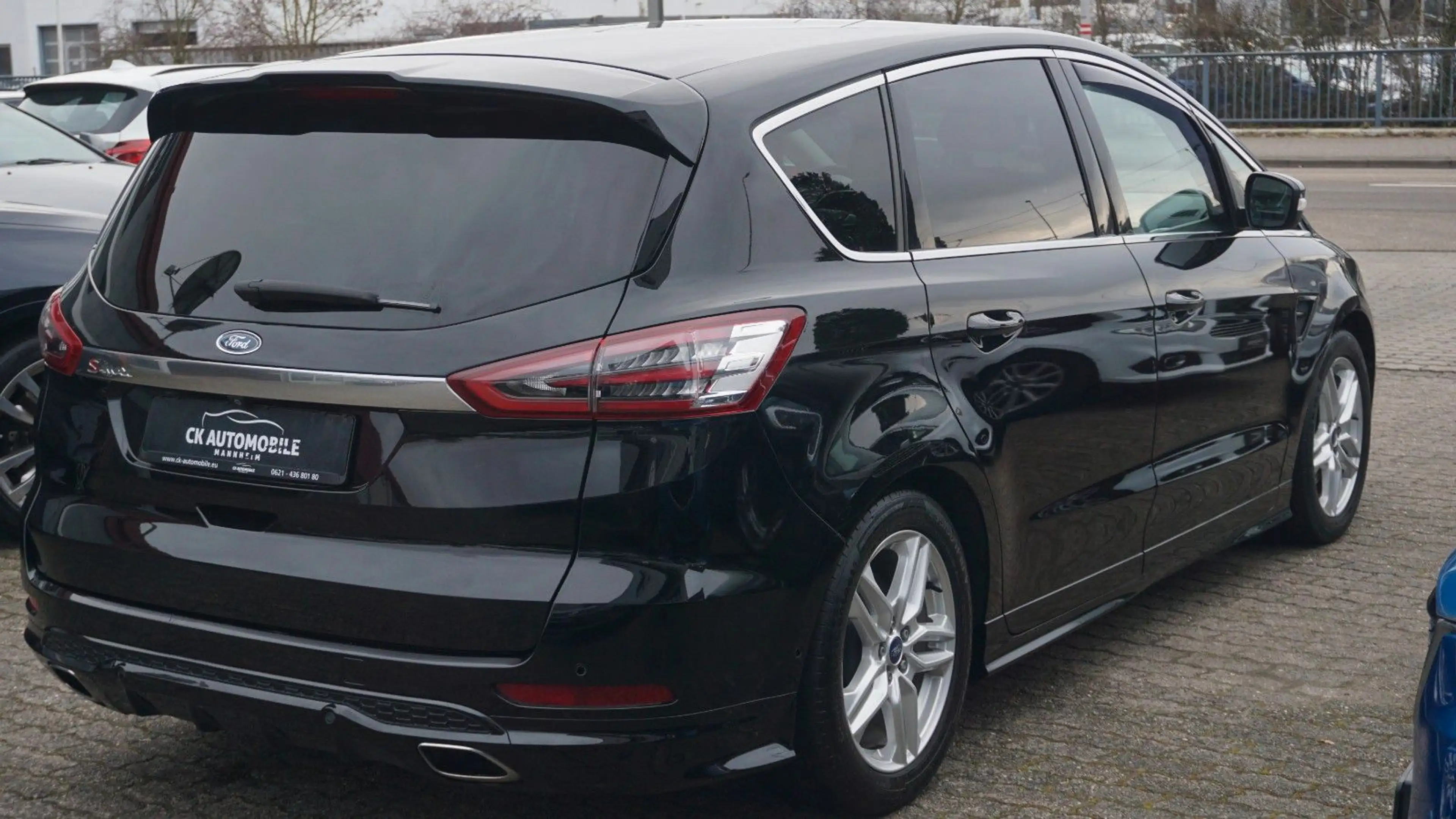 Ford S-Max Titanium 360°*NAVI*SBL*LED*LEDER*KEYLESS!! — photo 6