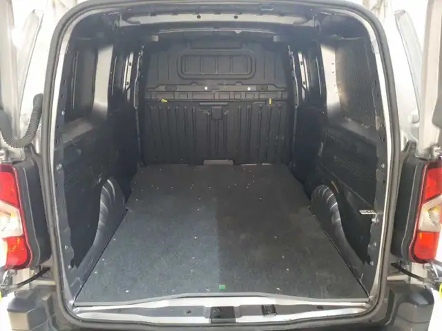 Peugeot Partner view 10