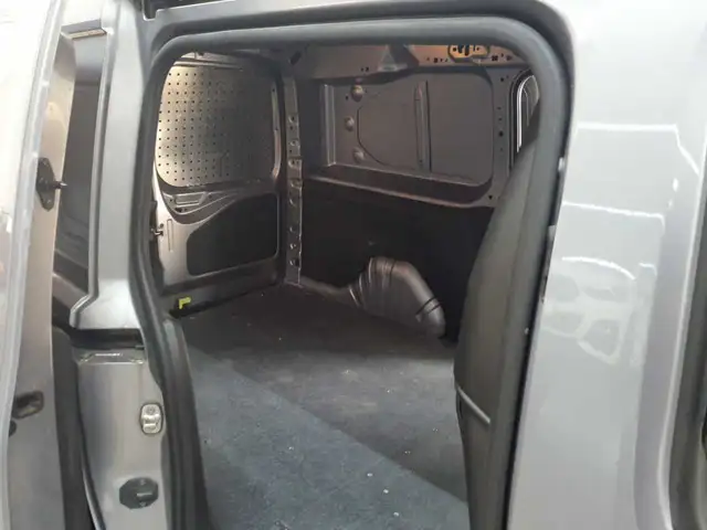 Peugeot Partner view 9