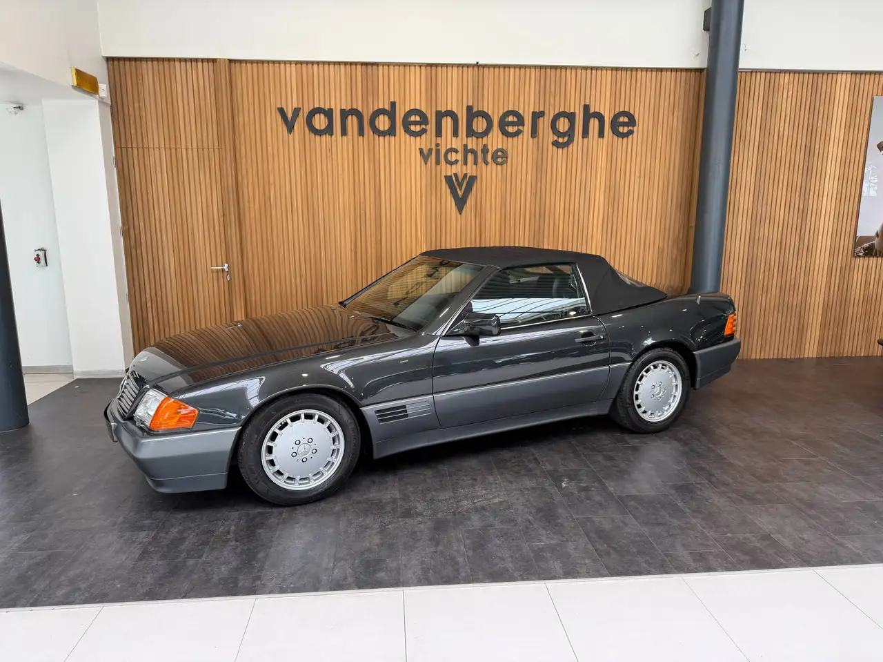 Mercedes-Benz SL 500 kinderzitjes verwarmde zetels automaat hardtop erbij, foto 1