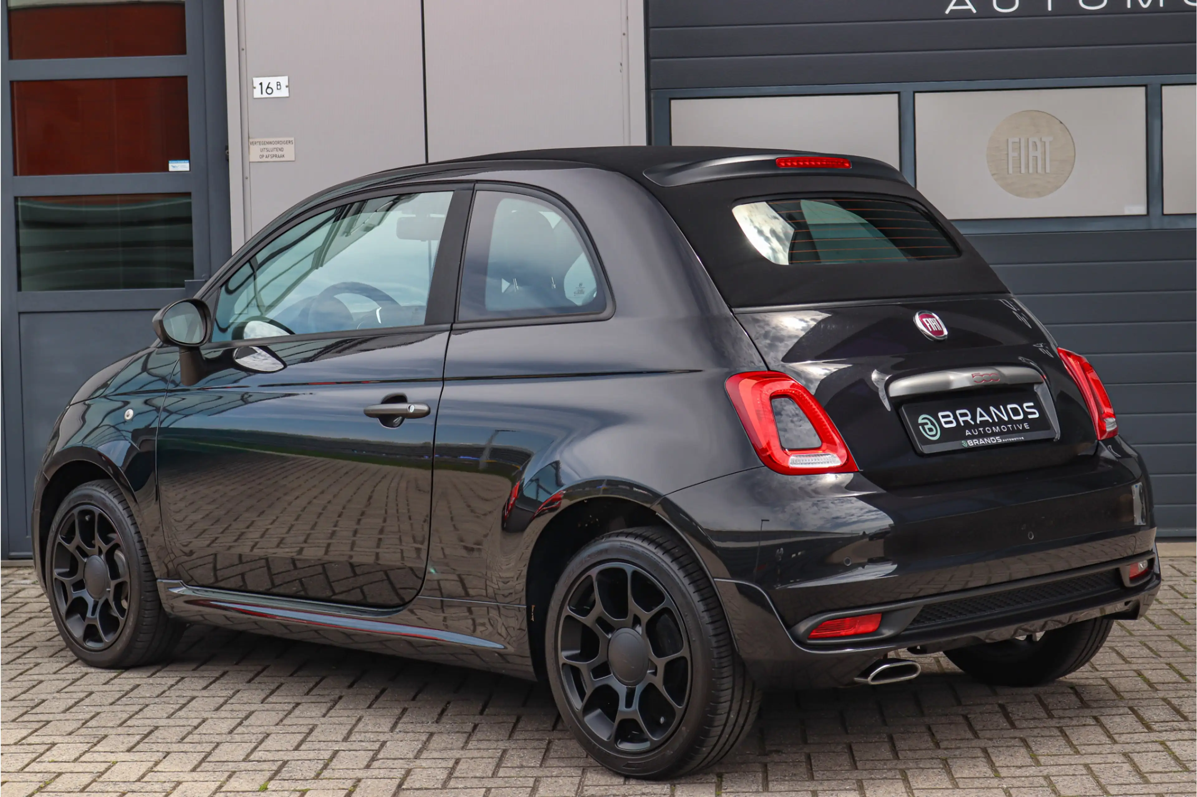 Fiat 500C 1.2 S Navi Carplay Airco Black on black PDC — photo 4