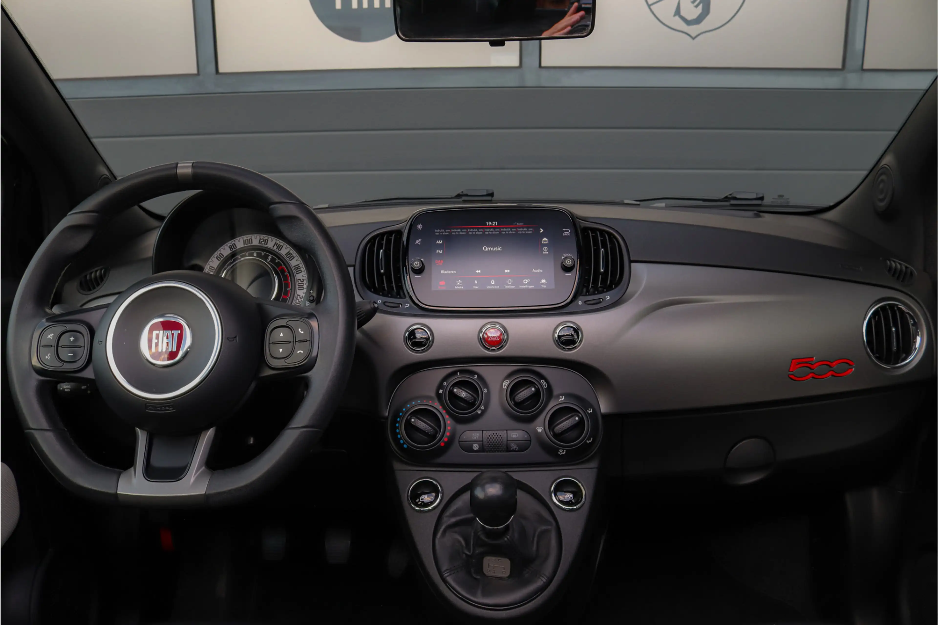 Fiat 500C 1.2 S Navi Carplay Airco Black on black PDC — photo 9