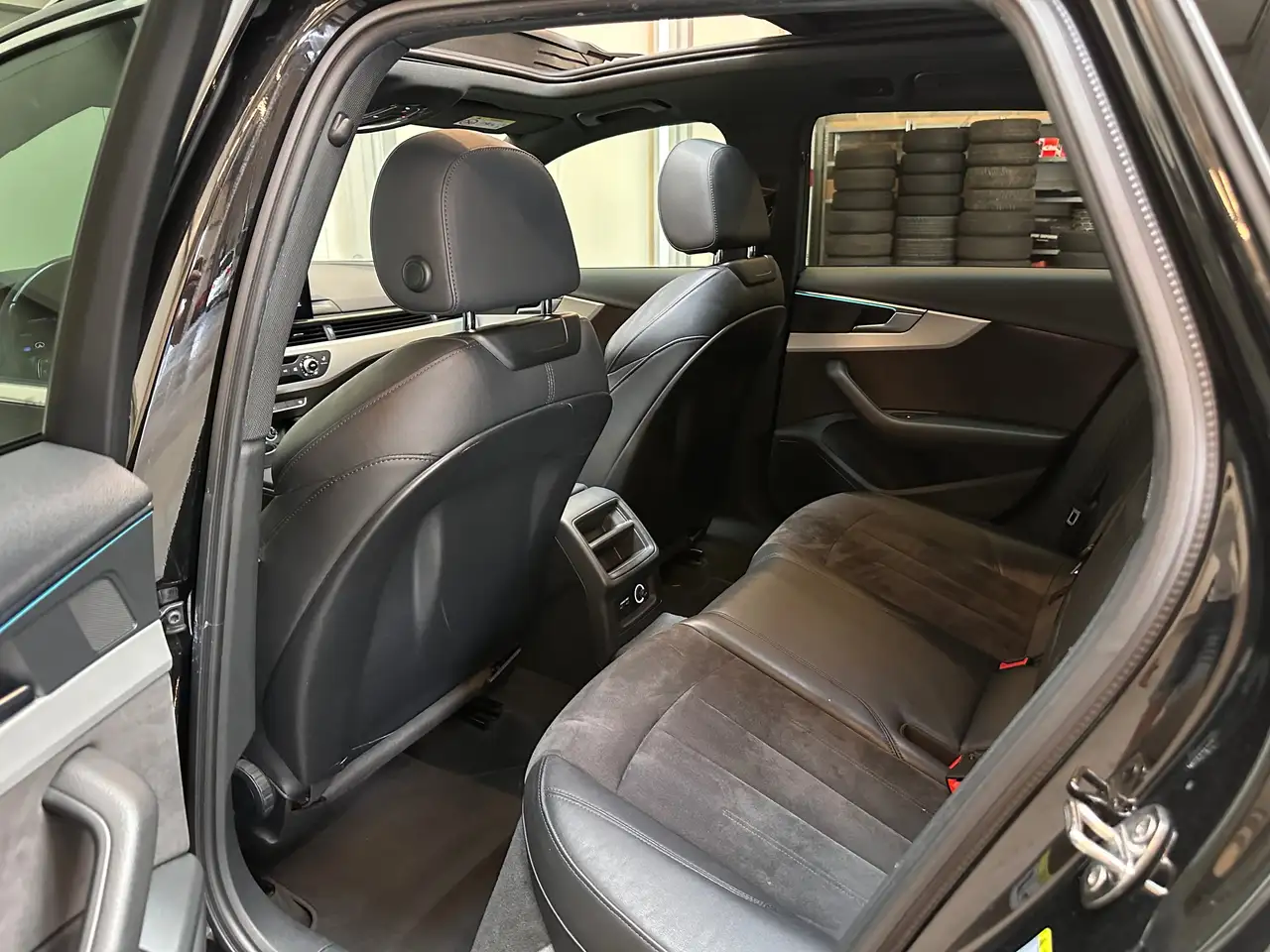 Audi A4 *GARANTIE 12 MOIS* S-Line A4 Avant 35 TDi Business Edition, миниатюра 10
