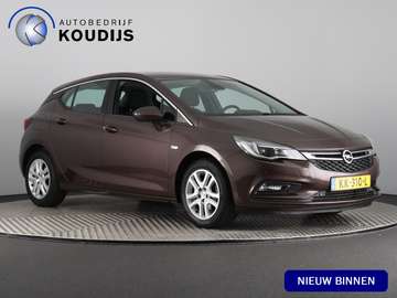 1.0 Edition (Nl-Auto / Trekhaak / Carplay / Navi /