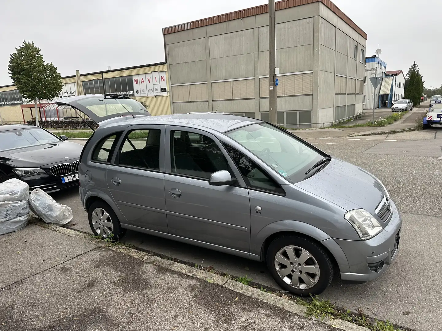 Opel Meriva Edition Grau - 1