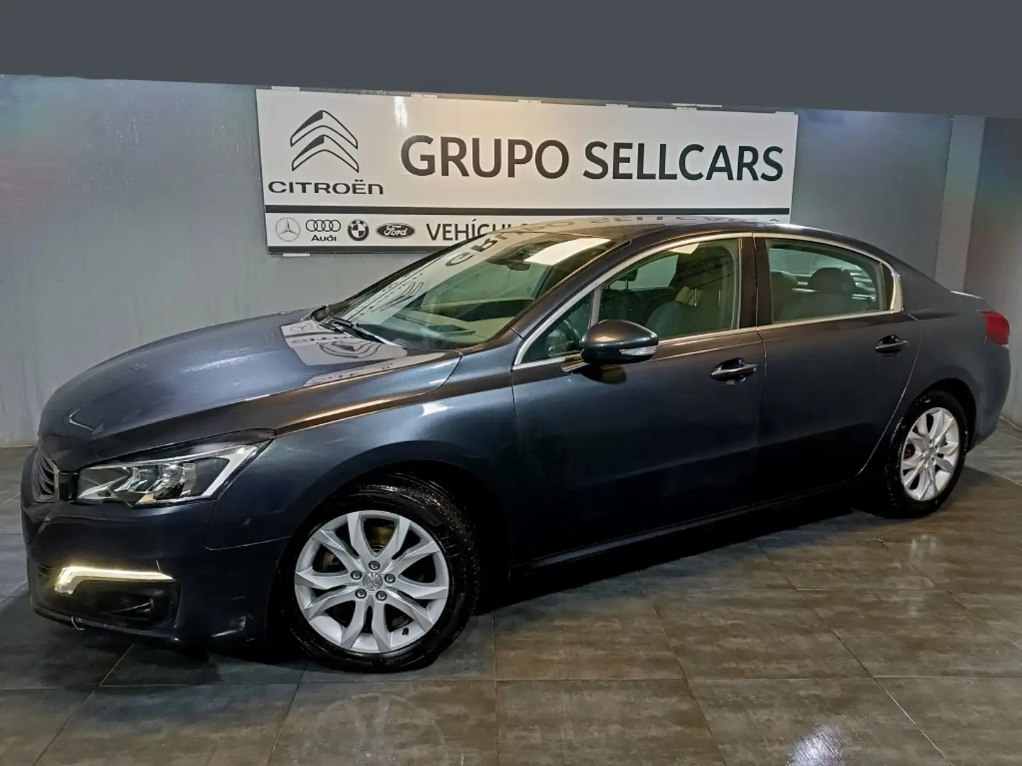 Peugeot 508 2.0BlueHDI Allure 150 Gris - 2