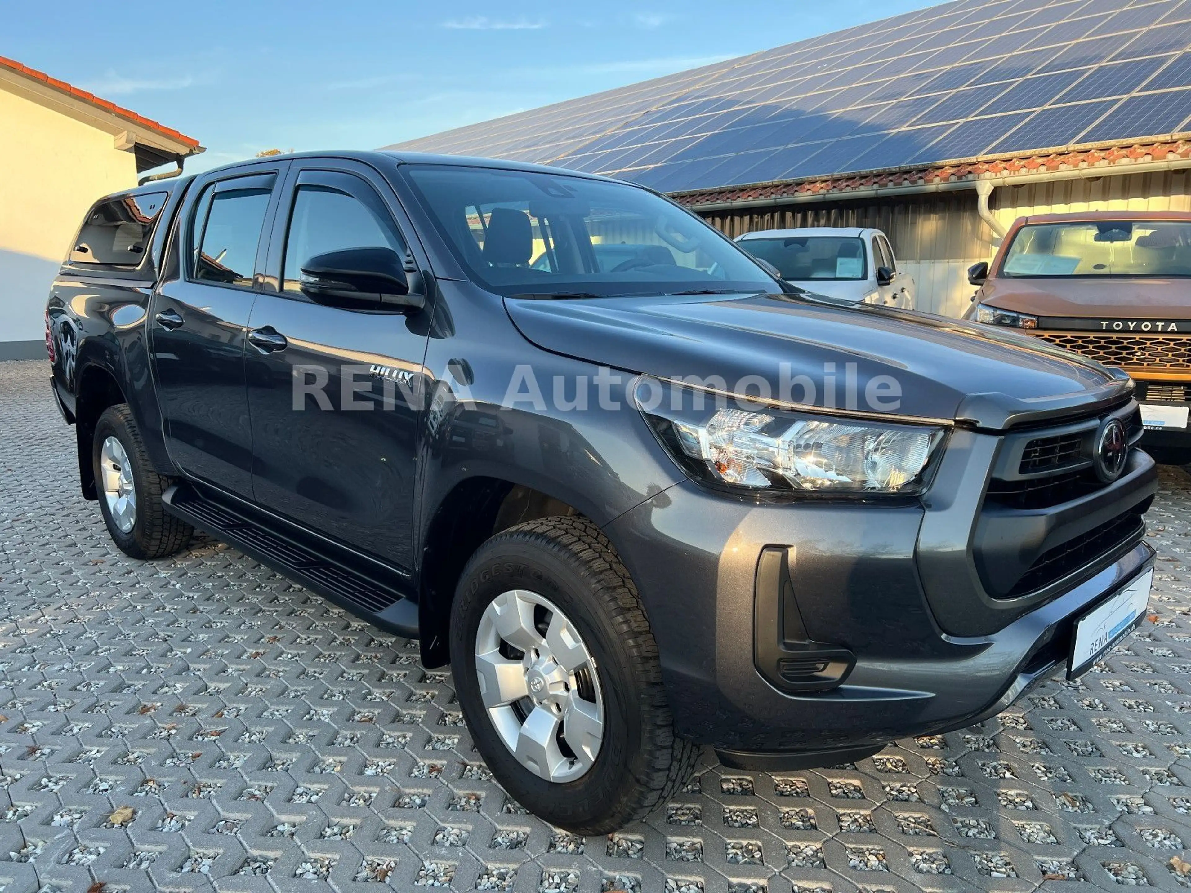 Toyota Hilux 2.4 Double Cab 4x4*Klima*APP*Hardtop*AHK* — photo 3