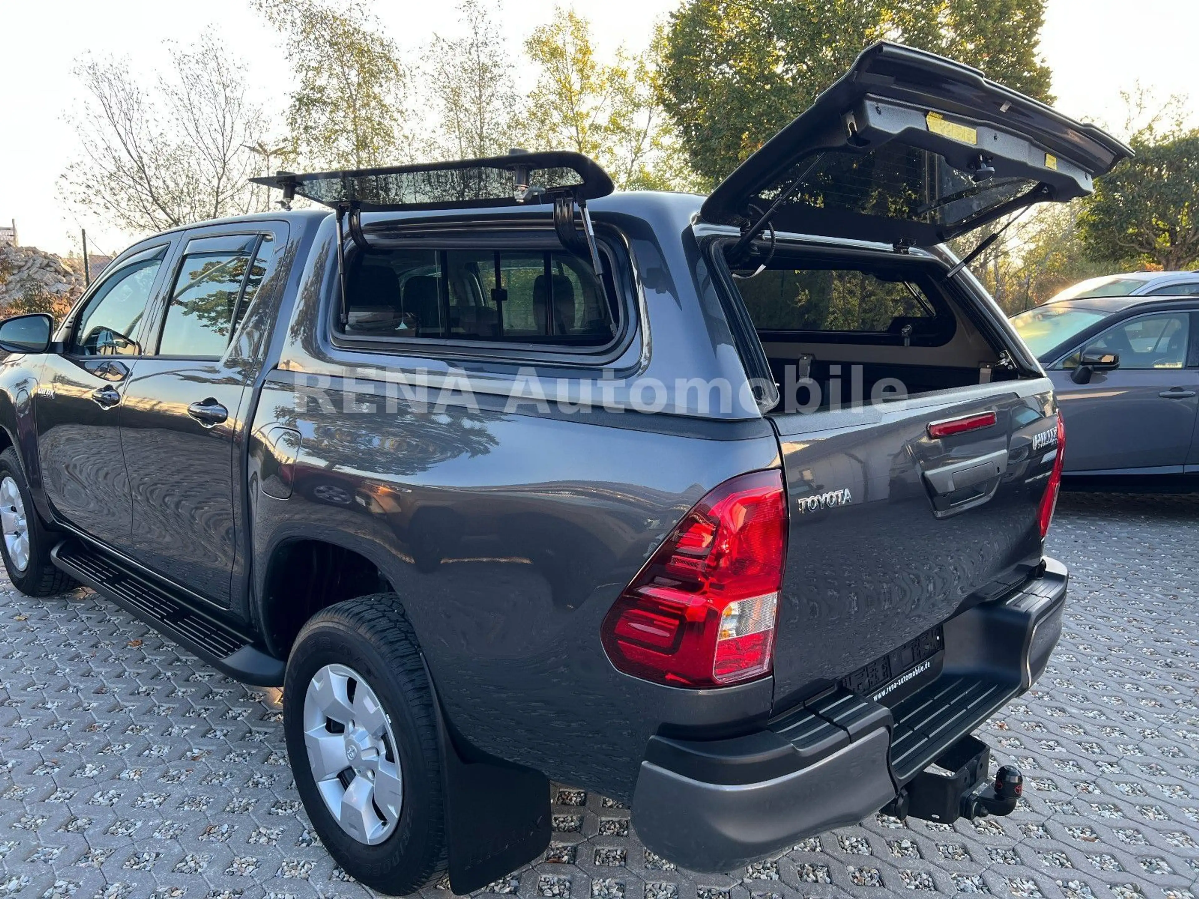 Toyota Hilux 2.4 Double Cab 4x4*Klima*APP*Hardtop*AHK* — photo 9