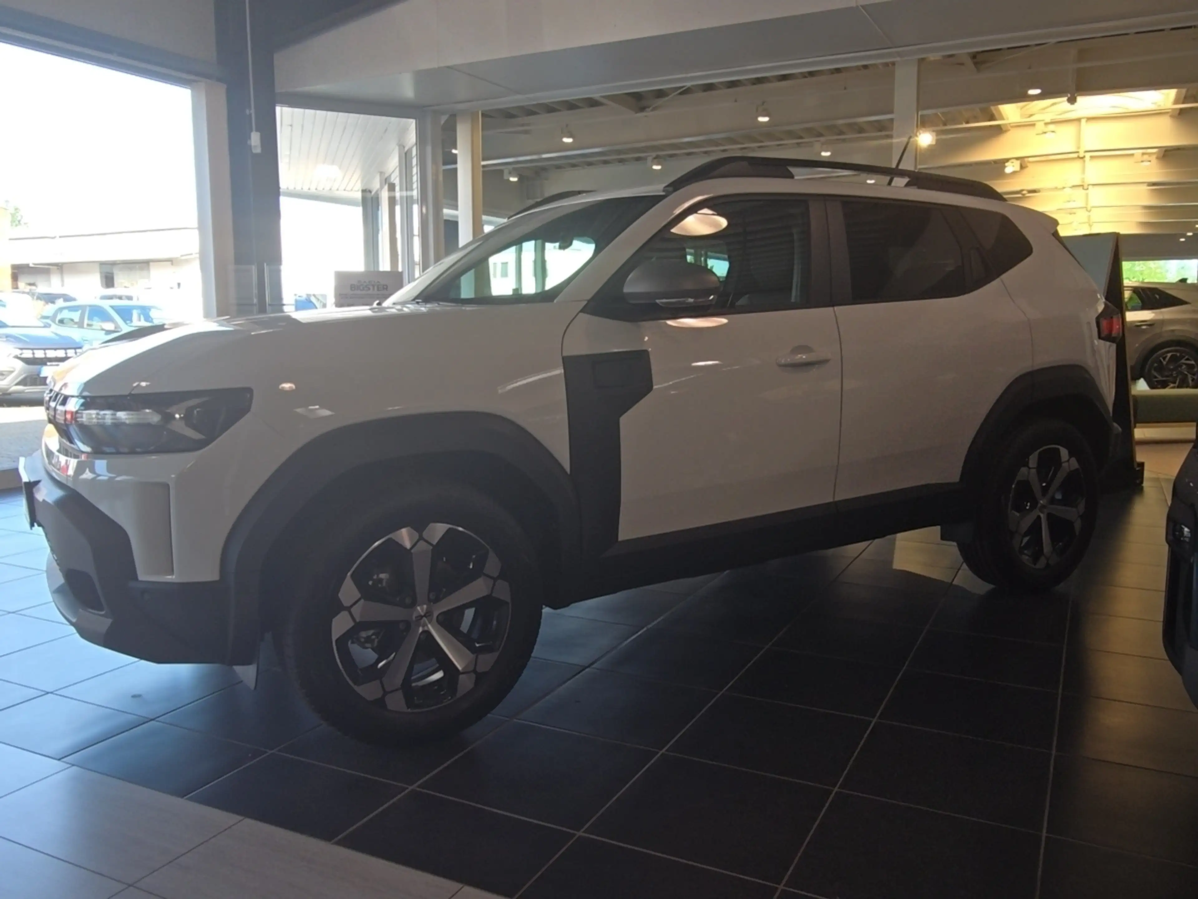 Dacia Duster Journey E-TECH Full Hybrid 155 — photo 2