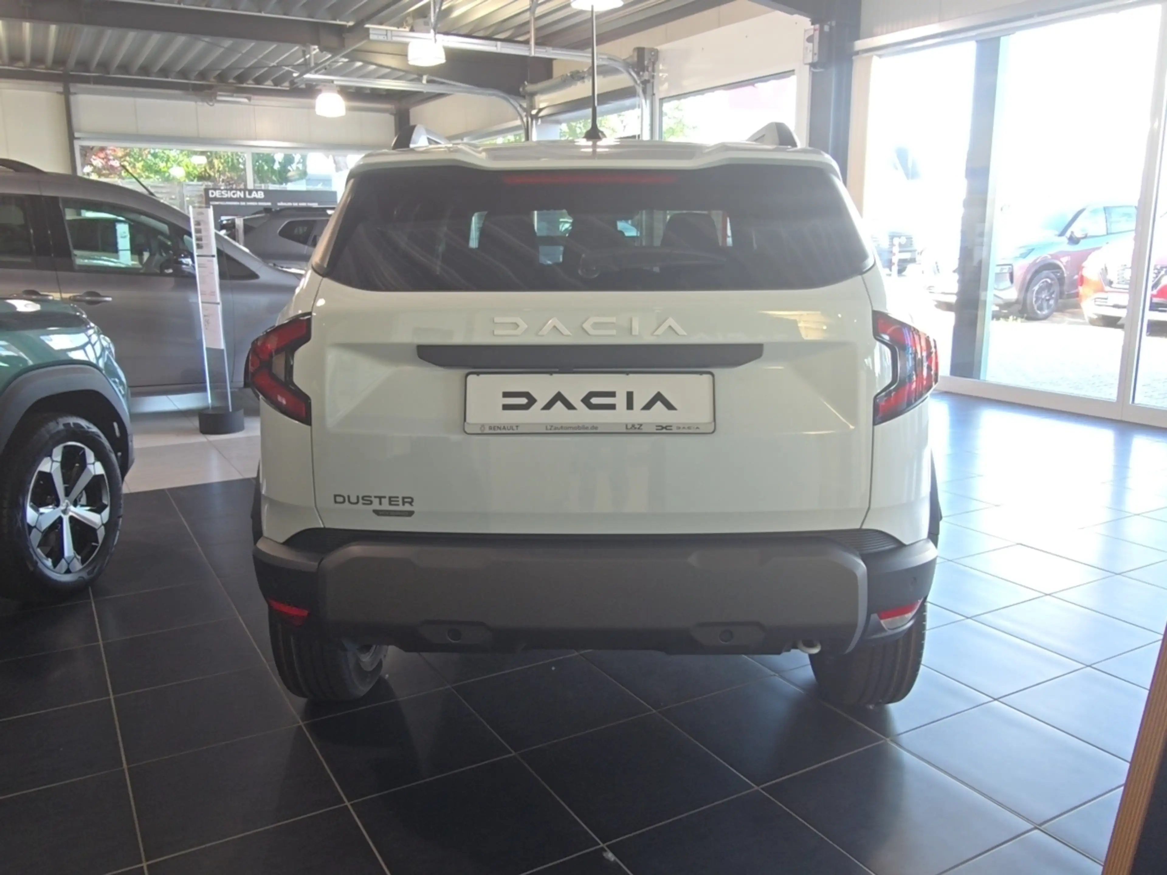 Dacia Duster Journey E-TECH Full Hybrid 155 — photo 3