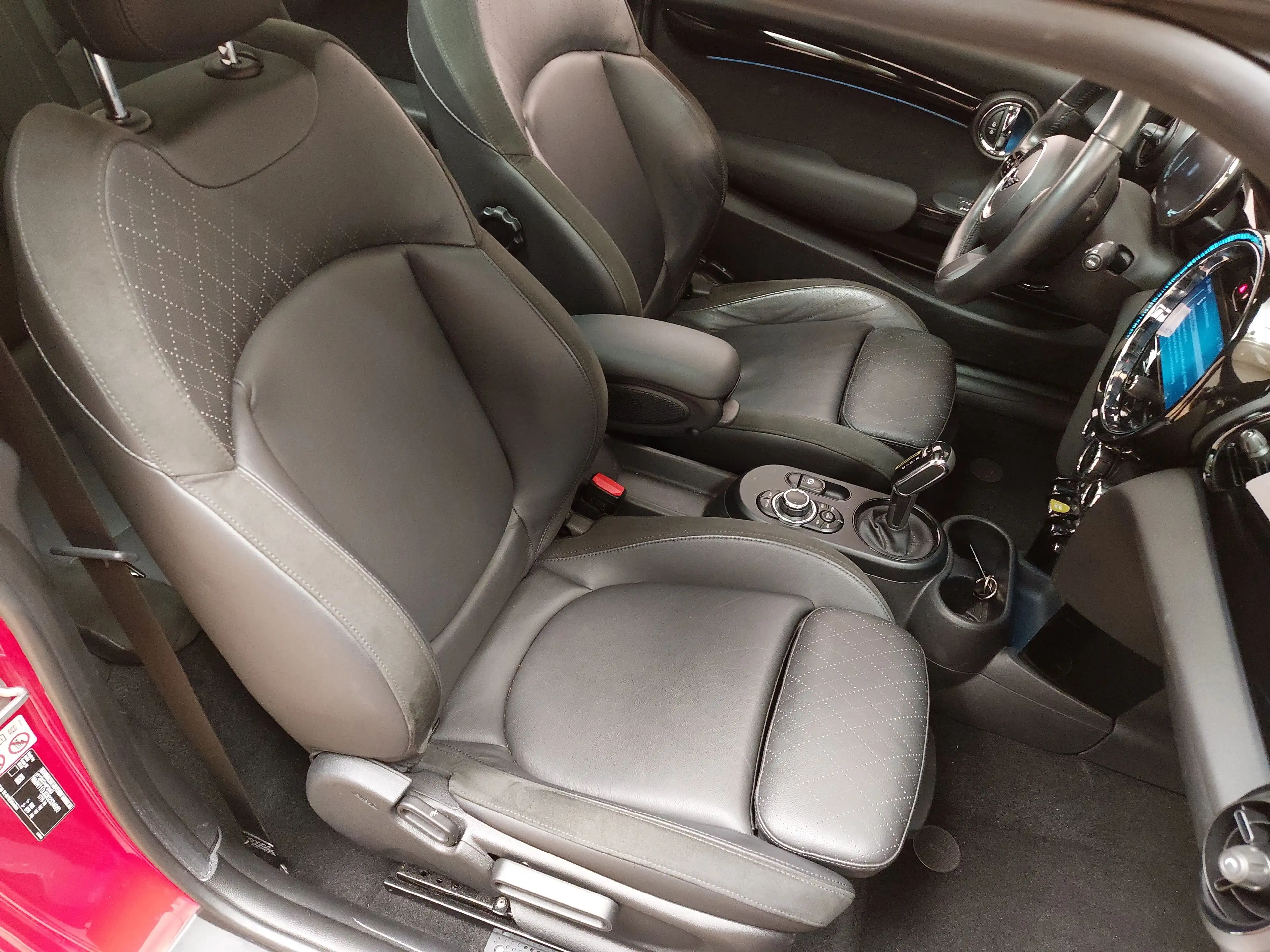 MINI Cooper SE Cooper SE Leder Navi LED Pano RFK — photo 10
