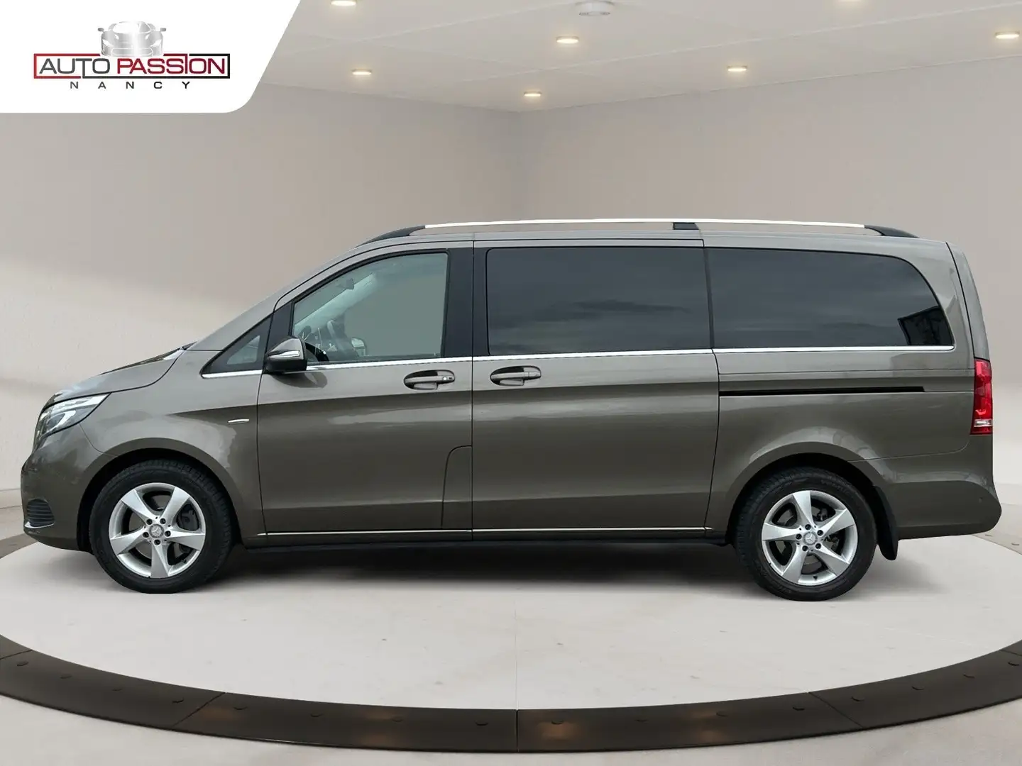 Mercedes-Benz V 250 Classe V 250 Cdi BlueTec Long 7G Tronic Grau - 2