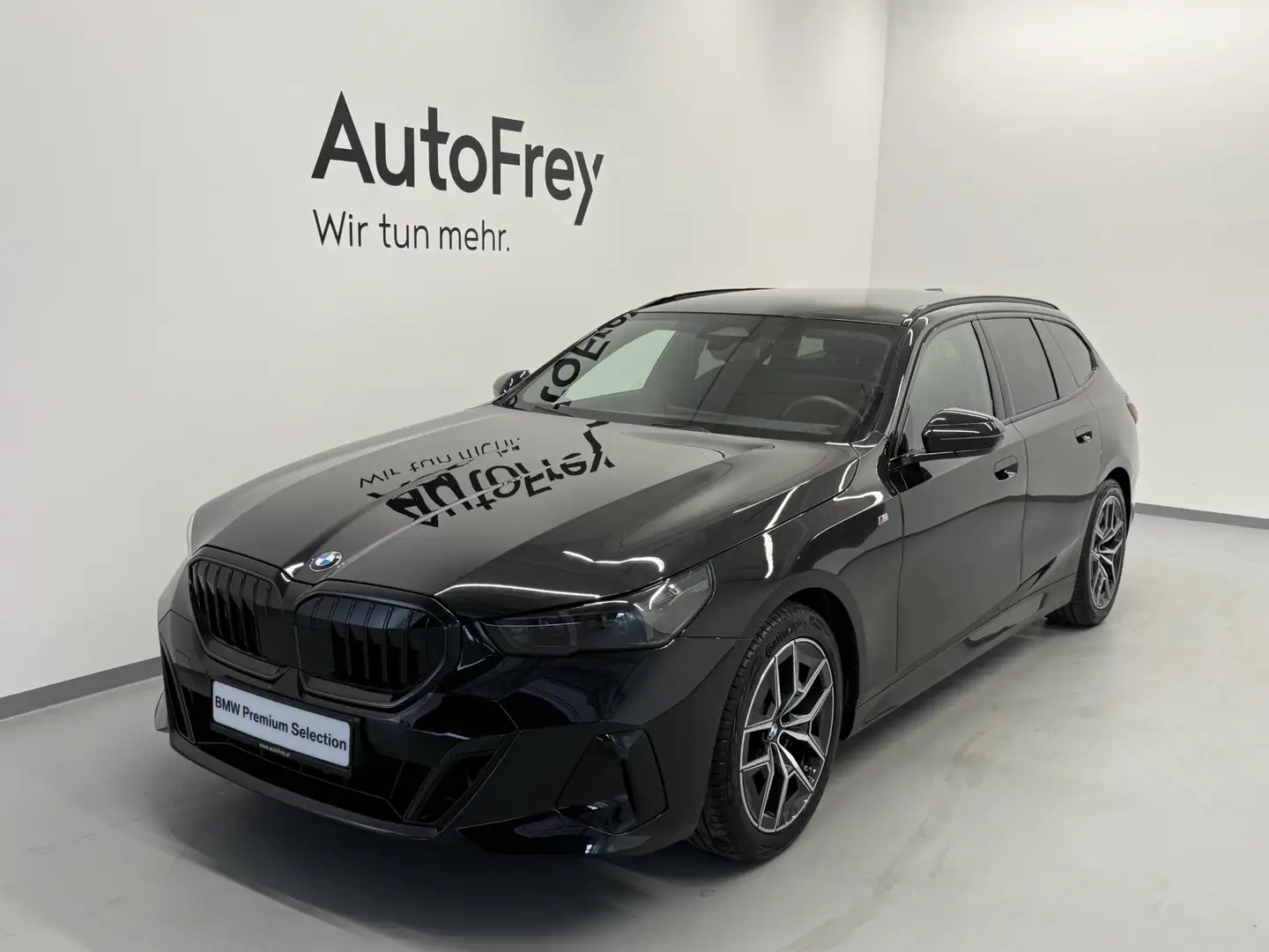 BMW 520 520d xDrive Schwarz - 1