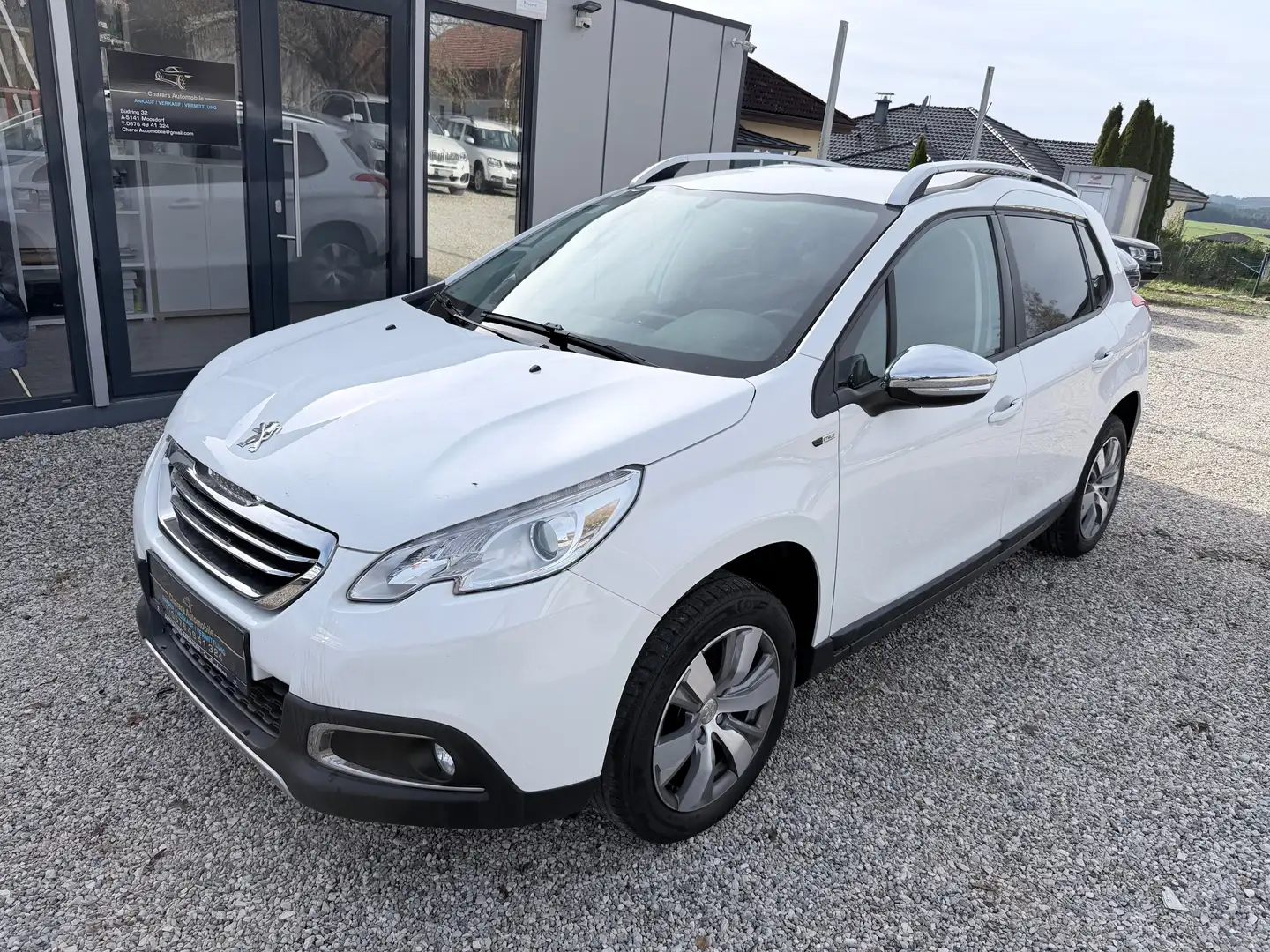 Peugeot 2008 Style Weiß - 1