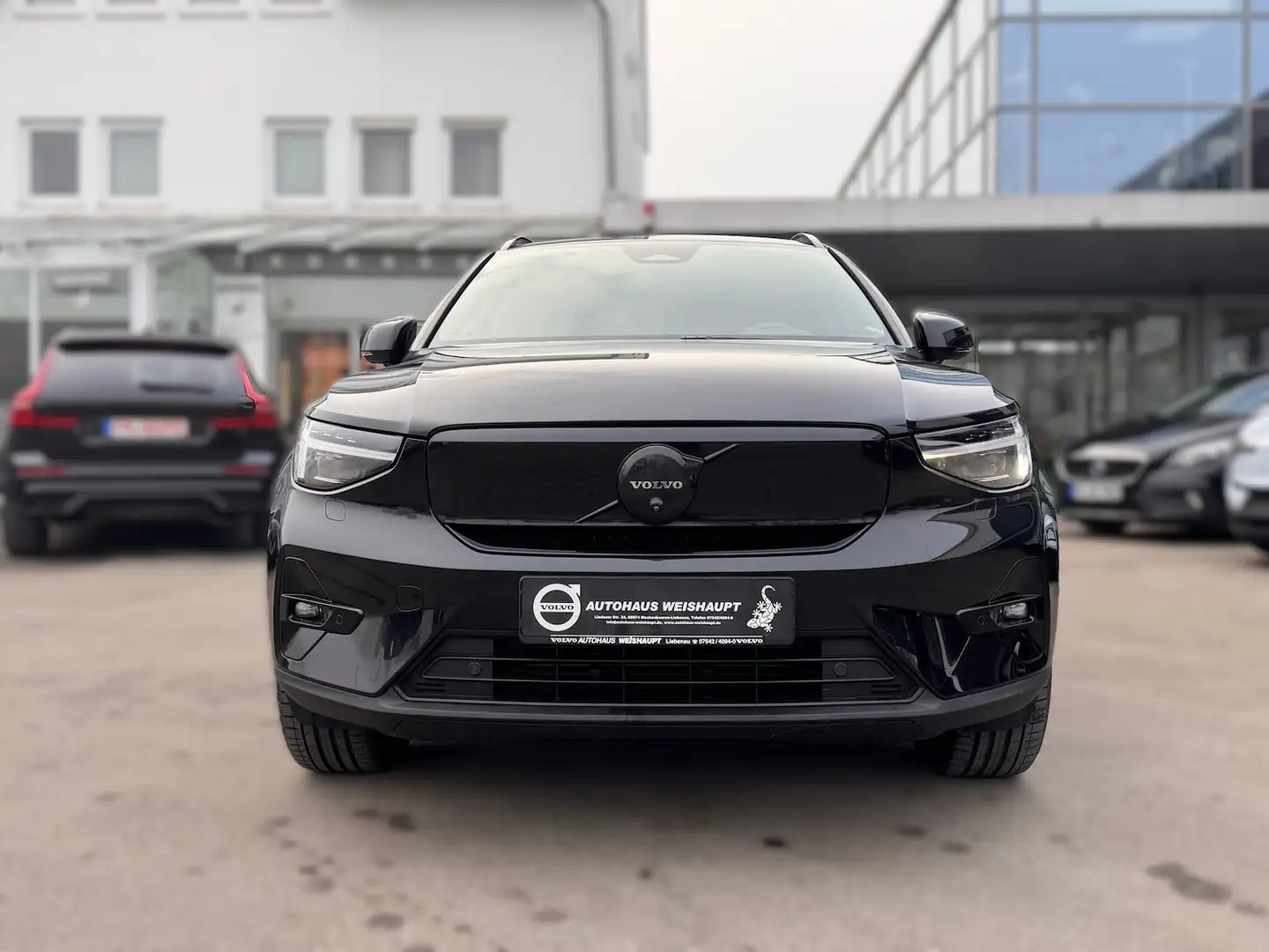 Volvo EX40 Plus*AWD*NP 68.150*Black Editon*AHK*82 kWH Noir - 2