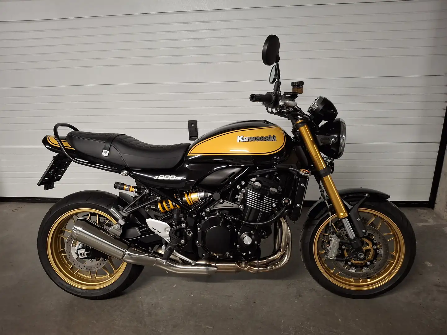 Kawasaki 900 Z Amarillo - 2