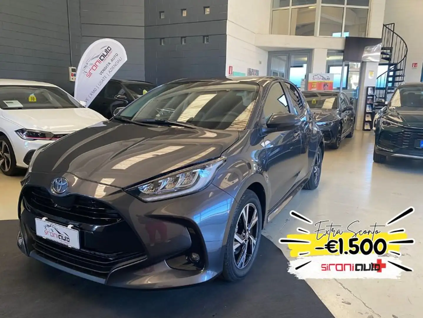 Toyota Yaris Yaris 1.5 Hybrid 5 porte Trend - PROMO SIRONIAUTO+ Gris - 1