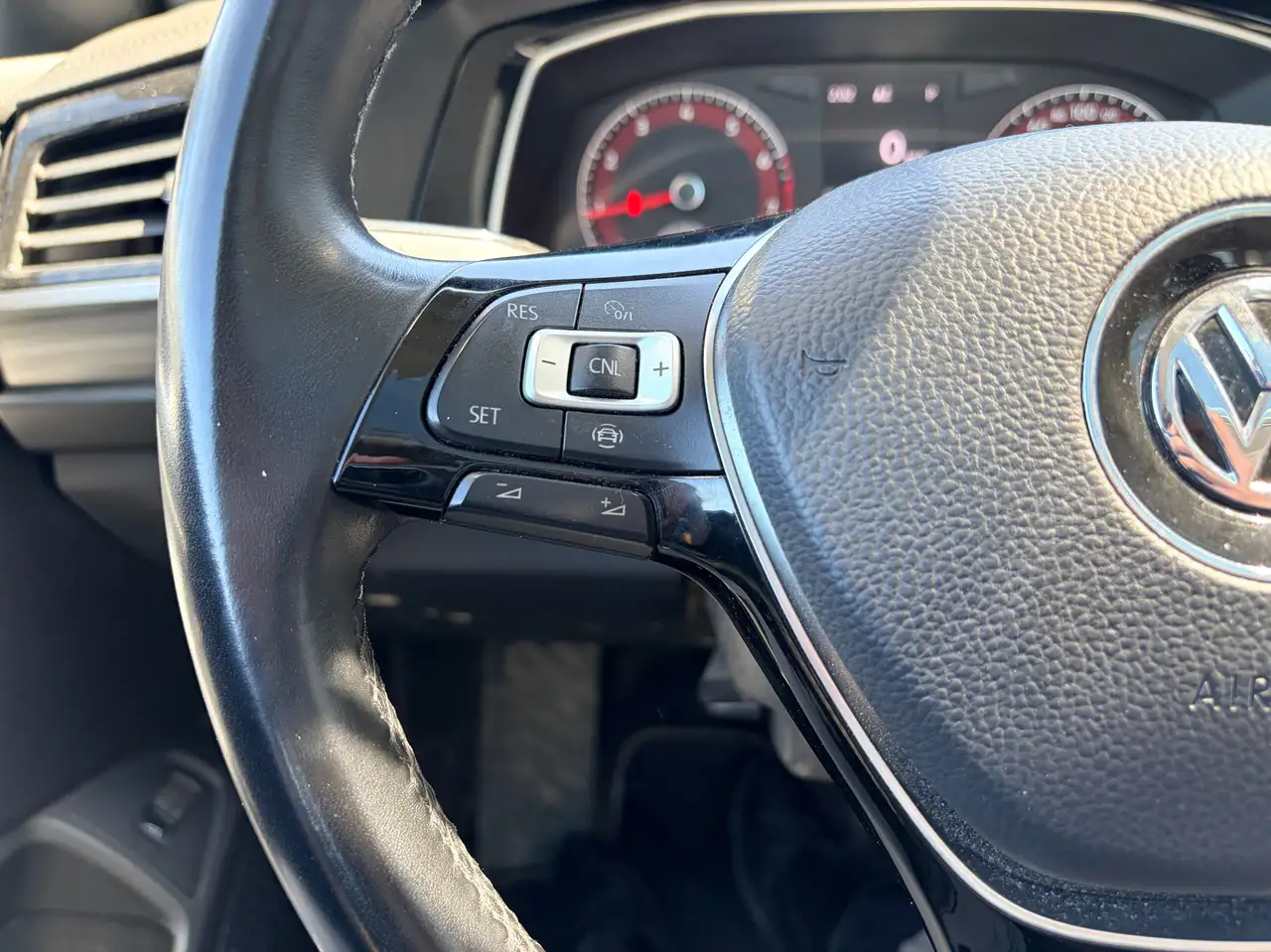 Volkswagen Jetta снимка Volkswagen Jetta