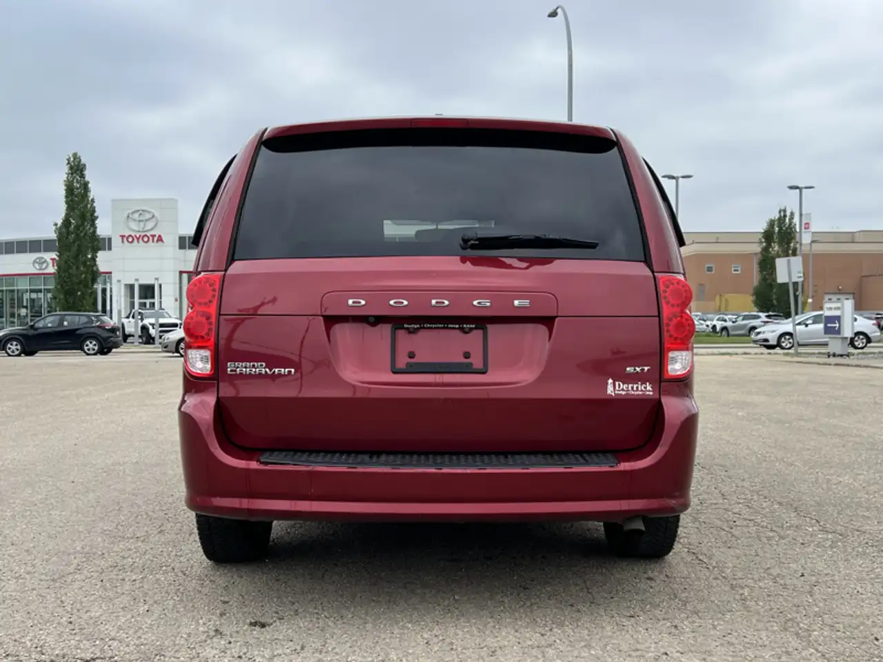 Dodge Grand Caravan снимка Dodge Grand Caravan