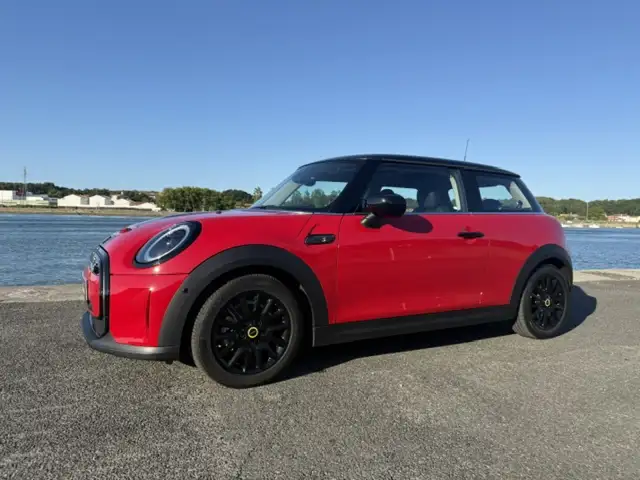 MINI Autres Hatch 3 Portes Cooper SE 184 ch Edition Premium Plus
