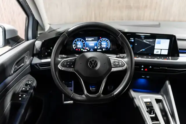Volkswagen Golf view 13