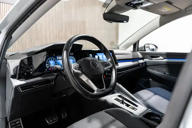 Volkswagen Golf view 15