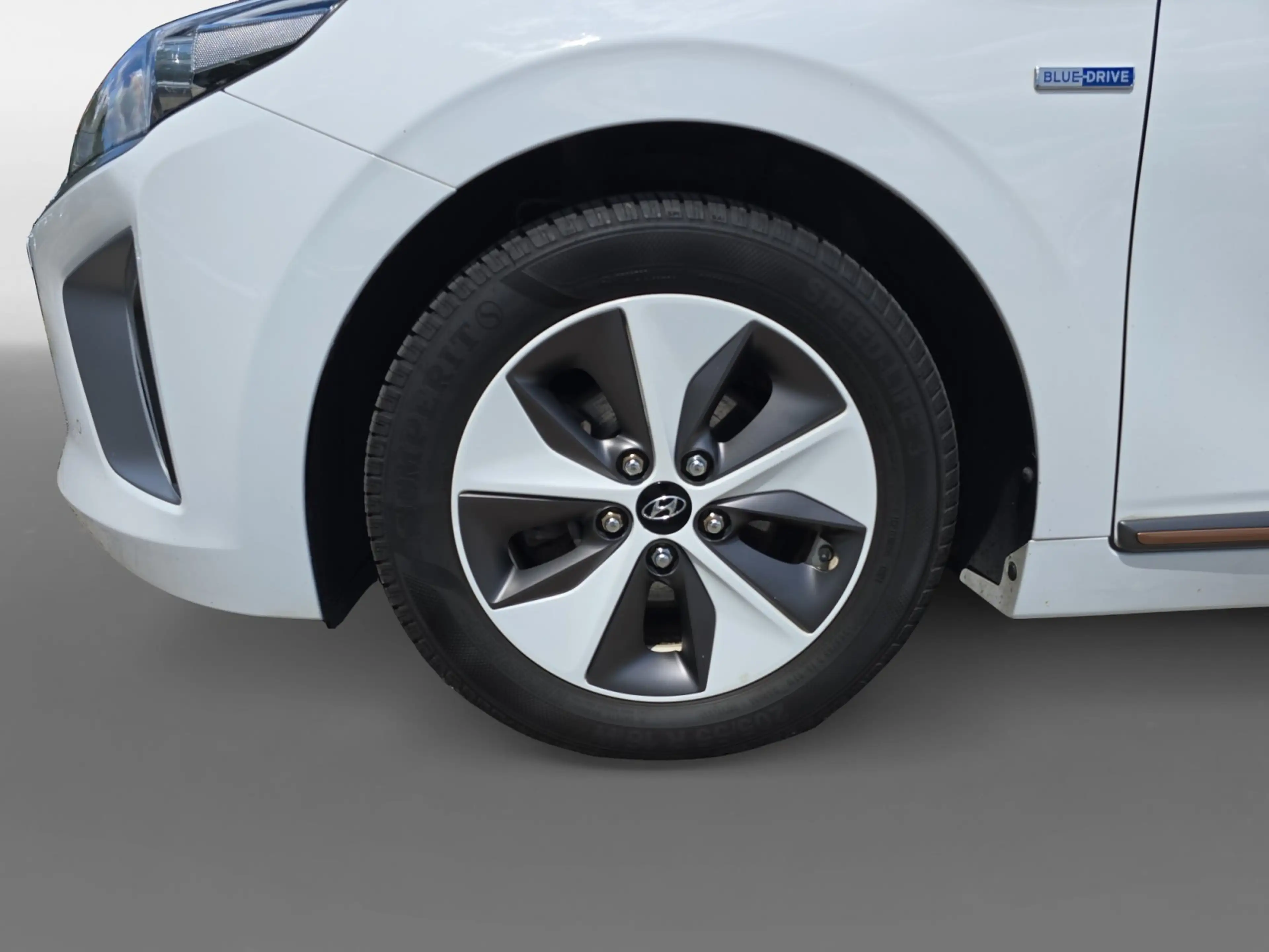 Hyundai IONIQ Trend Elektro — photo 9