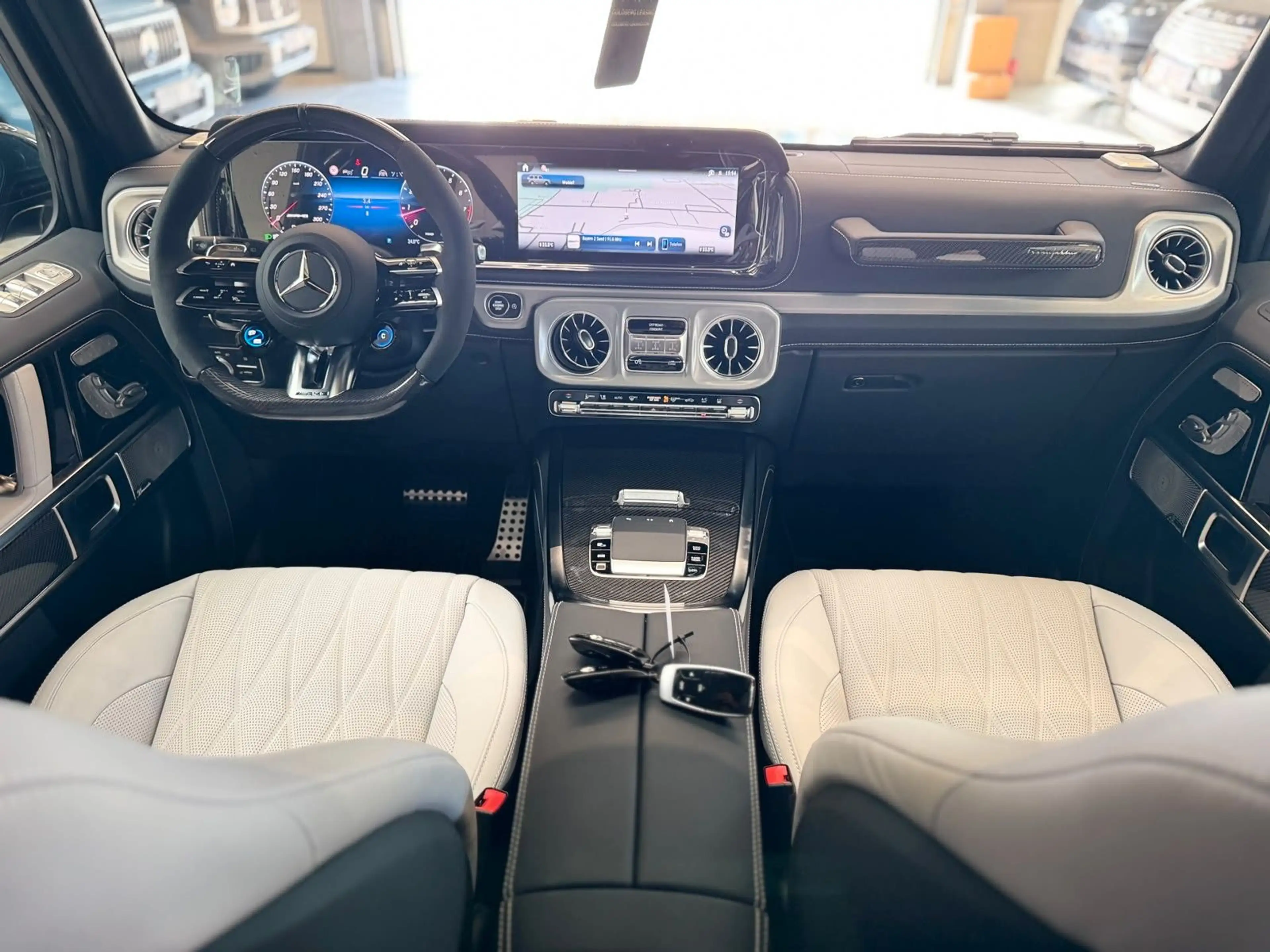 Mercedes-Benz G 63 AMG G63 AMG FULL CARBON  ACTIVE RIDE A22 DVD WEBASTO — photo 3