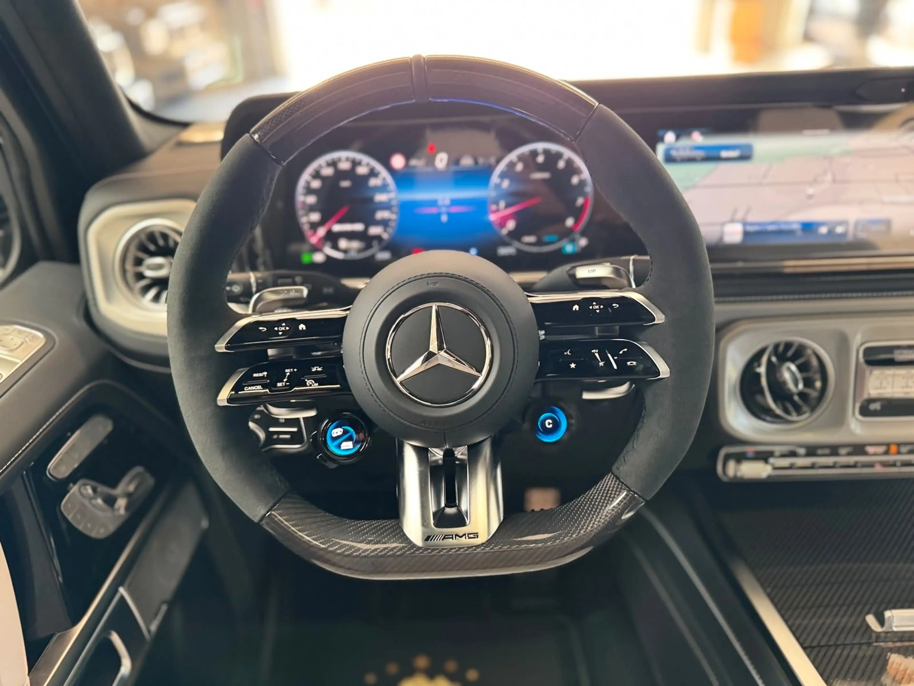 Mercedes-Benz G 63 AMG G63 AMG FULL CARBON  ACTIVE RIDE A22 DVD WEBASTO — photo 15