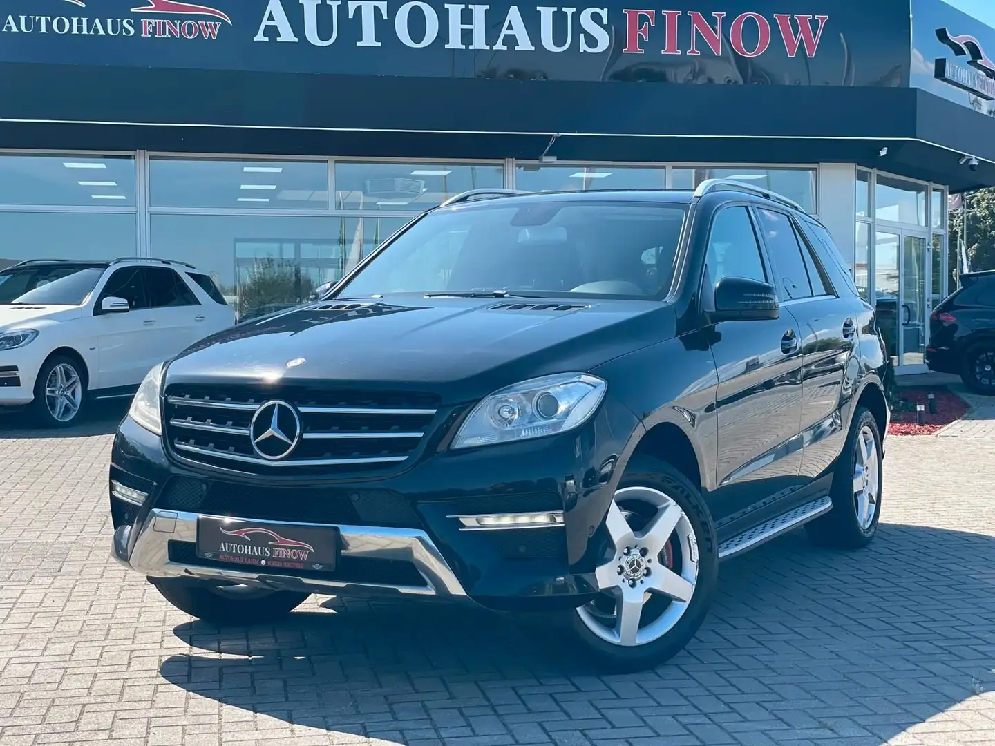 Mercedes-Benz ML 350 BlueTec"7G-TRONIC"AMG PAKET"NAVI"LEDER" Schwarz - 1