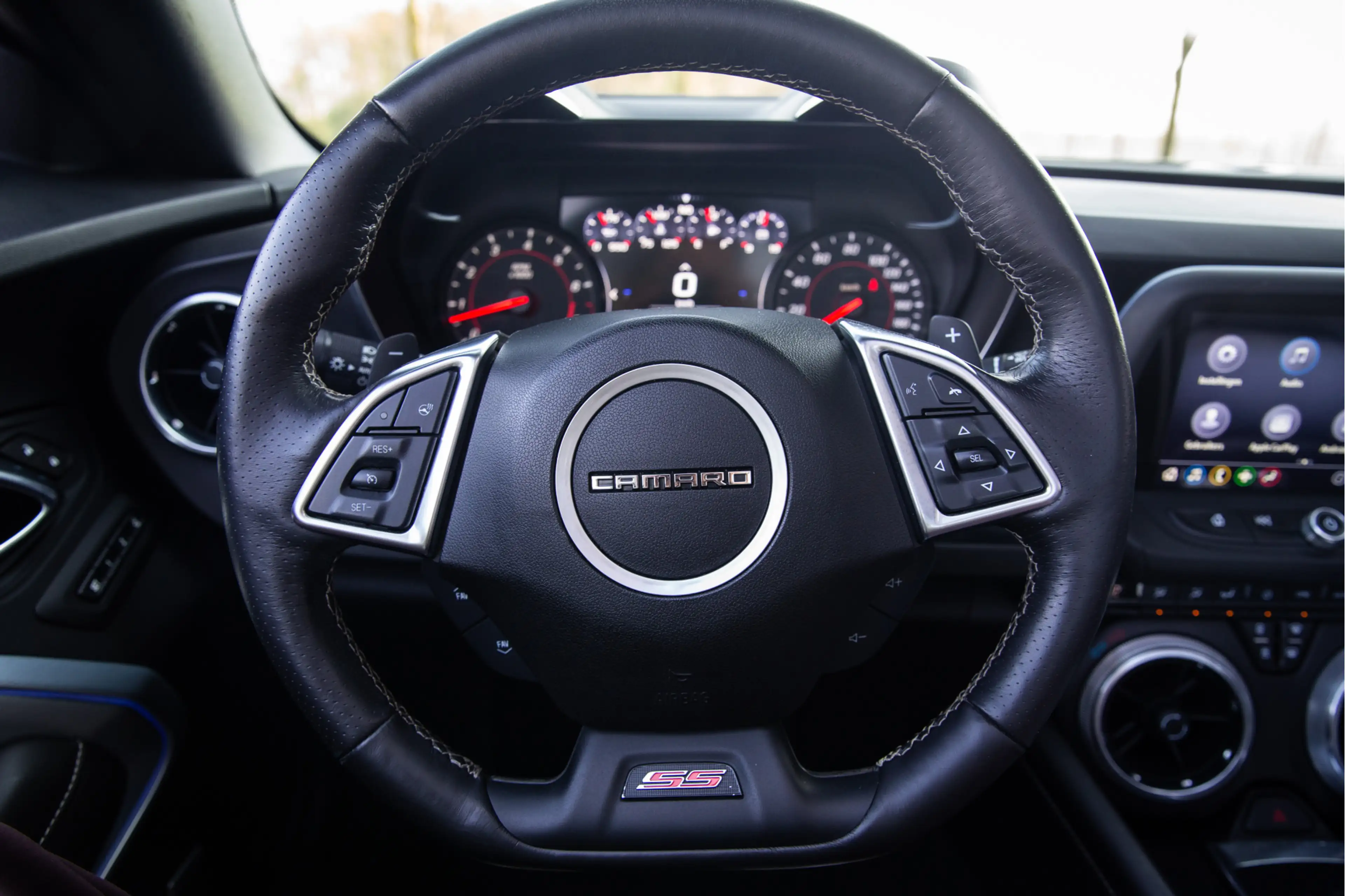 Chevrolet Camaro Convertible 6.2 V8 Touring — photo 12