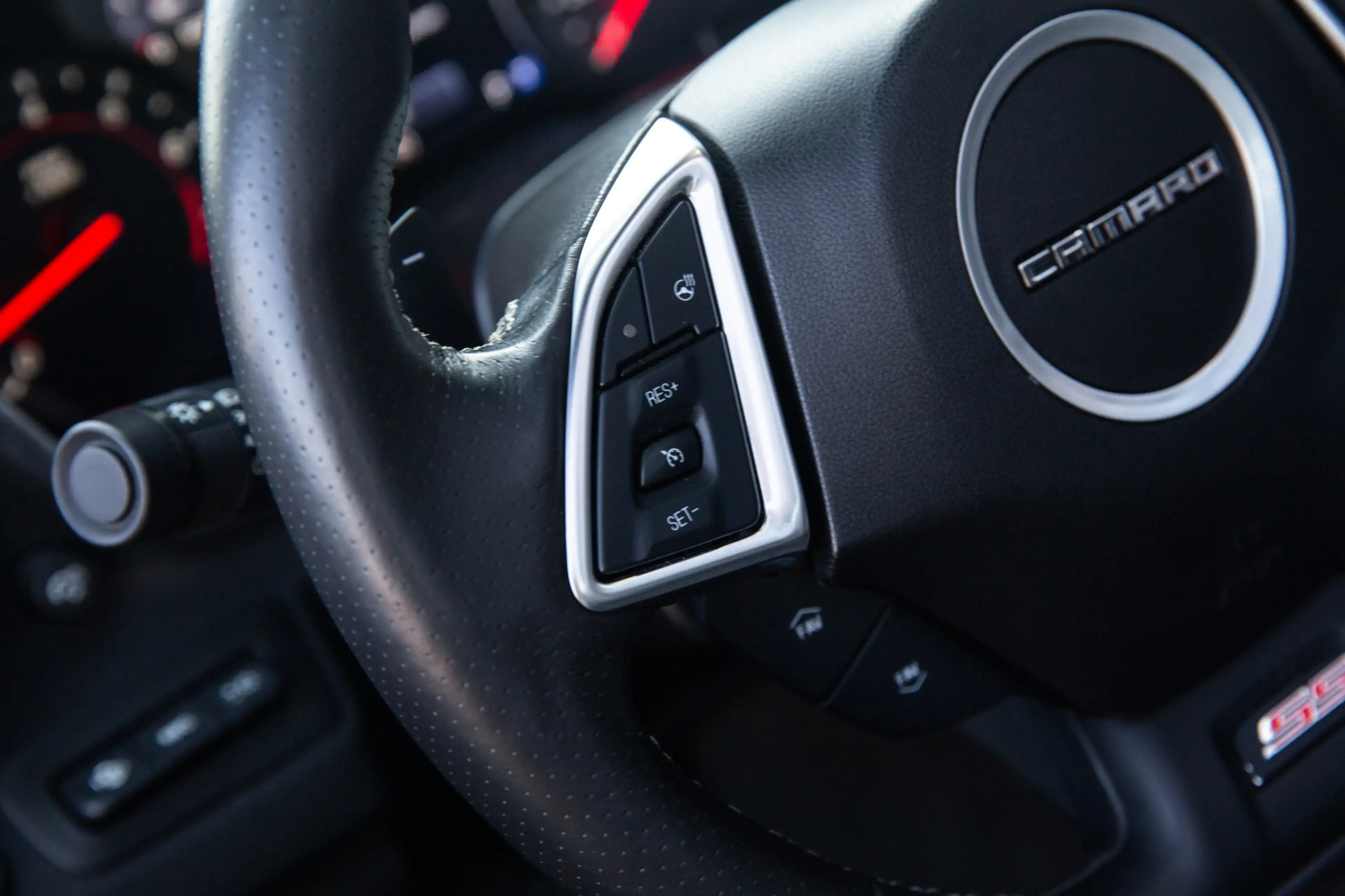 Chevrolet Camaro Convertible 6.2 V8 Touring — photo 13
