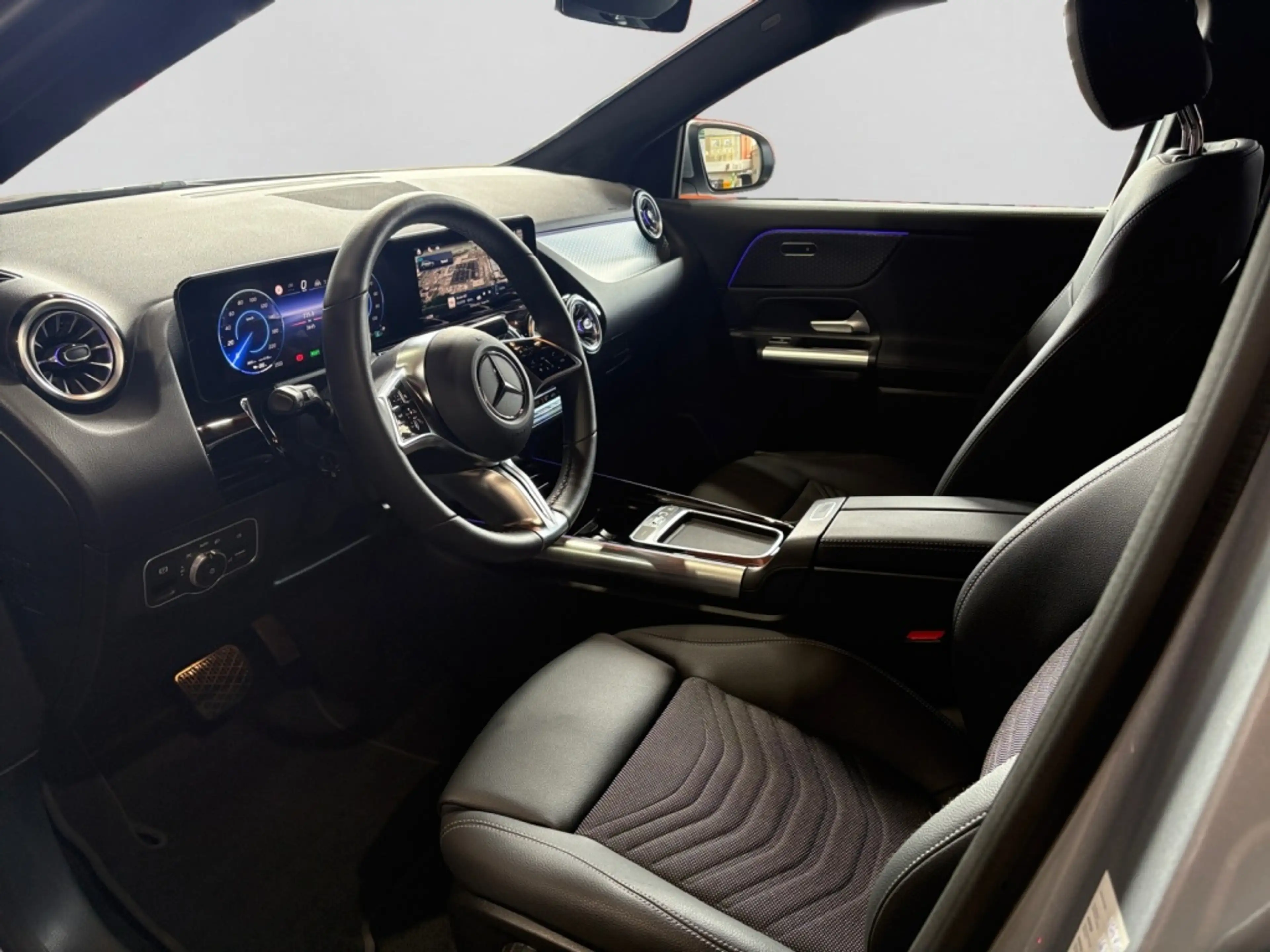 Mercedes-Benz EQA 300 4MATIC PROGRESSIVE|AMBIENTE|MBUX|SHZ|KAM — photo 11