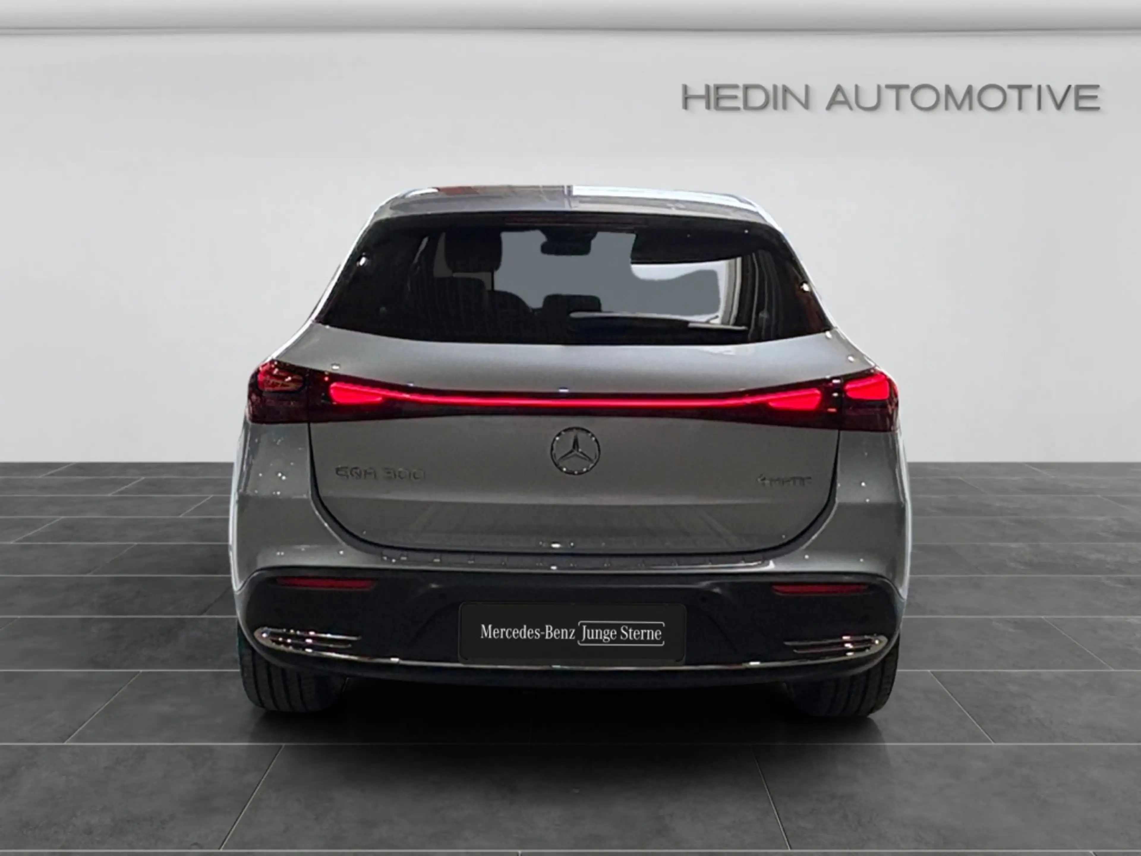 Mercedes-Benz EQA 300 4MATIC PROGRESSIVE|AMBIENTE|MBUX|SHZ|KAM — photo 6