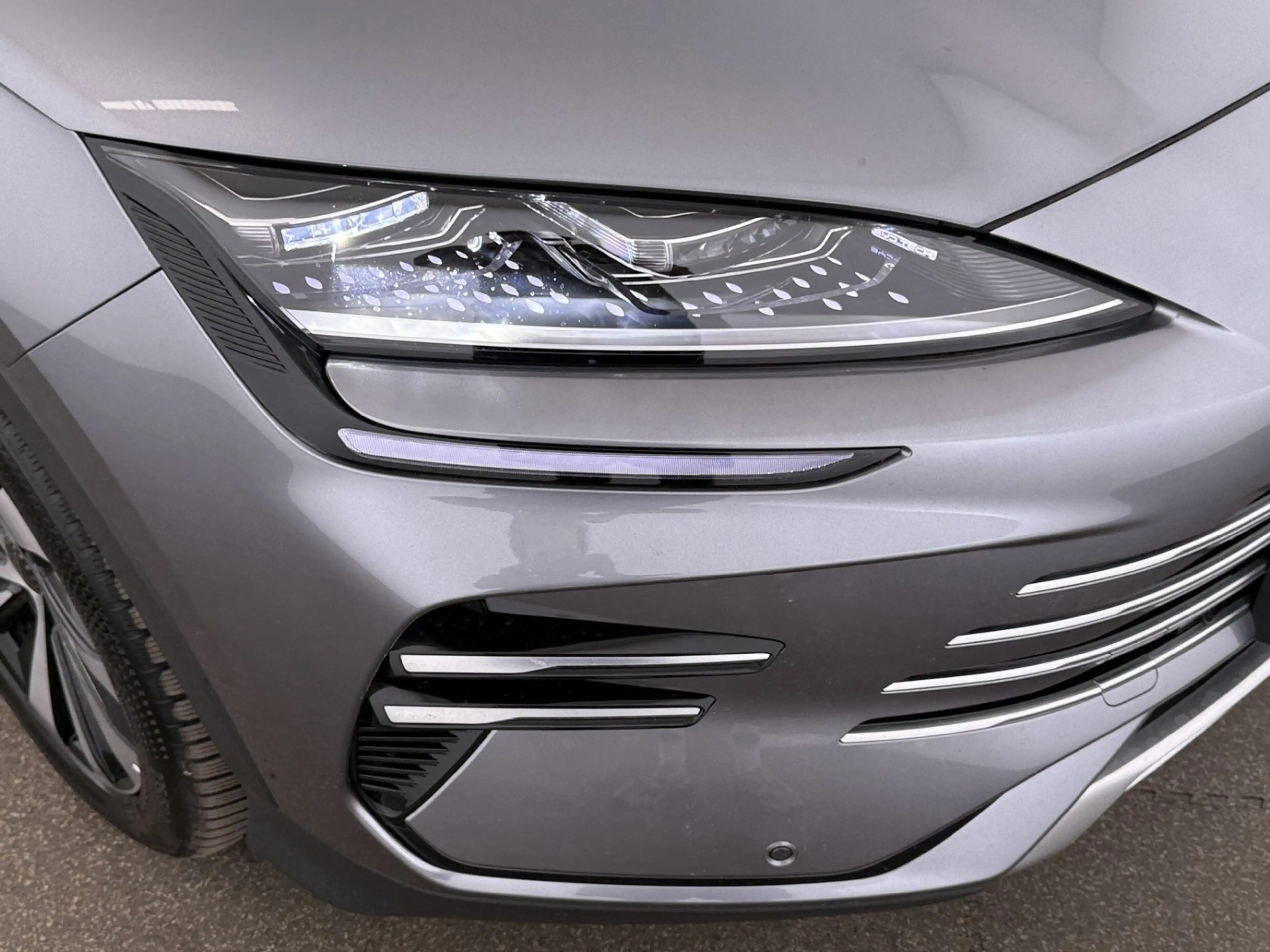 BYD Seal U 1.5 PHEV DM-i Boost Aut LED 360-CAM SKY — photo 11