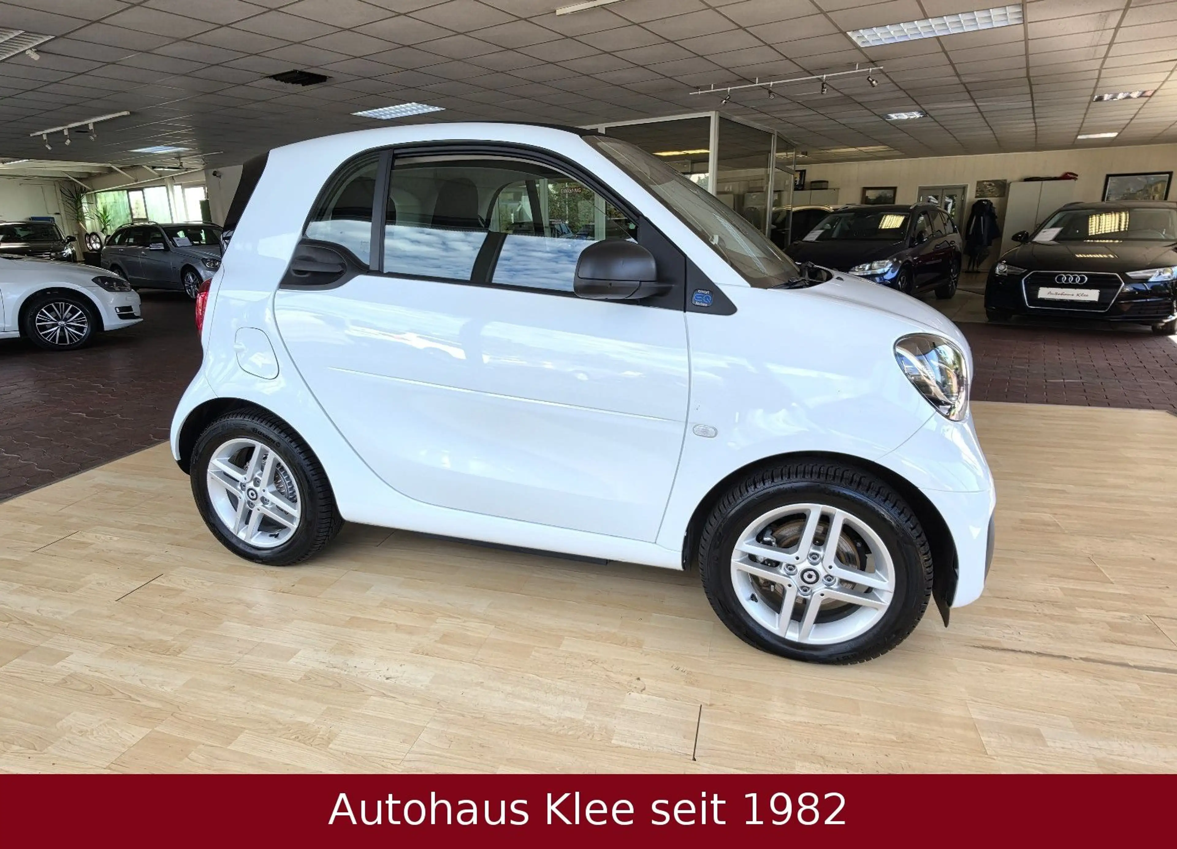 smart forTwo fortwo coupe EQ ~Klima~Zertifikat~1.Hand~ — photo 2