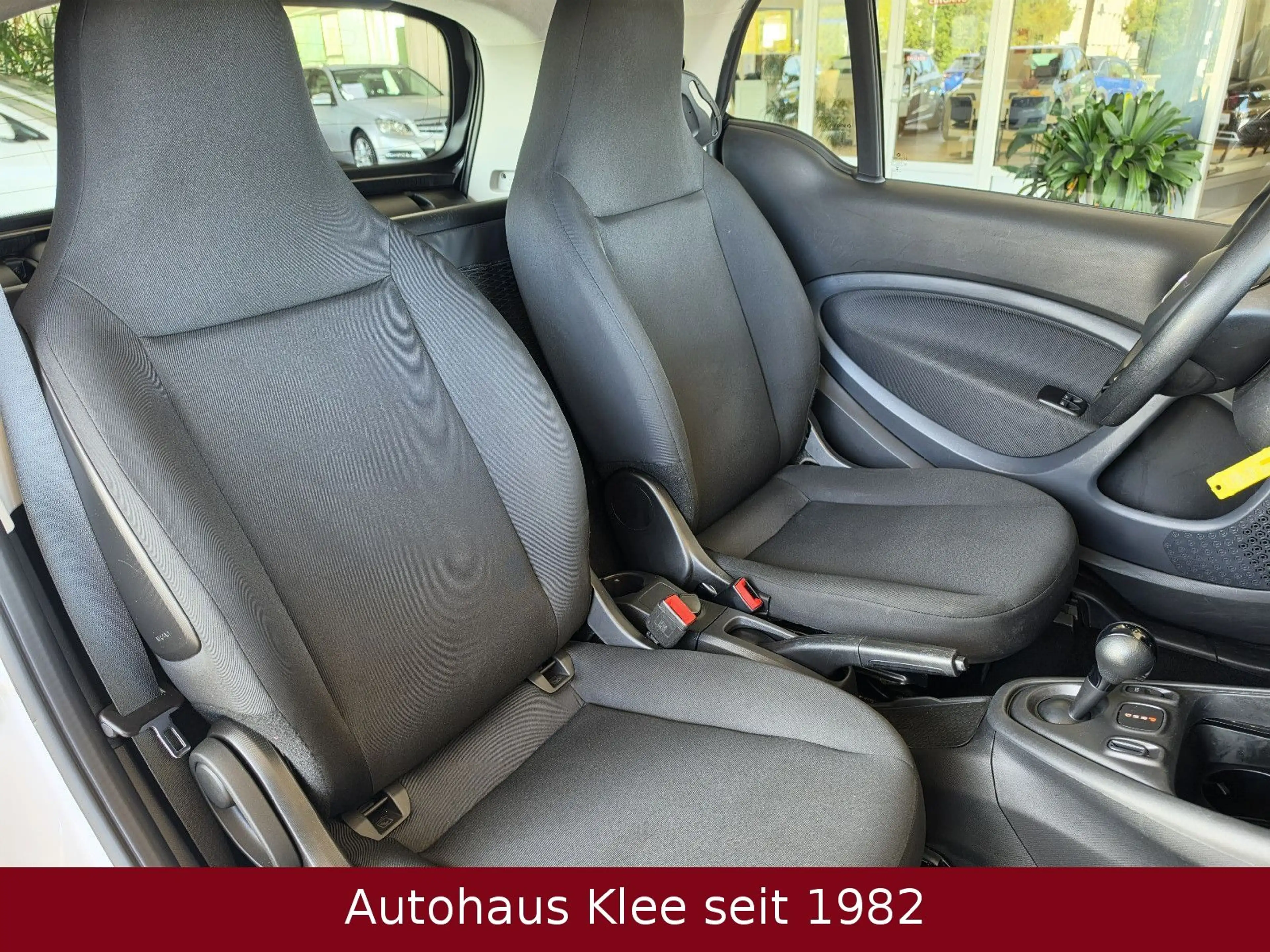 smart forTwo fortwo coupe EQ ~Klima~Zertifikat~1.Hand~ — photo 8