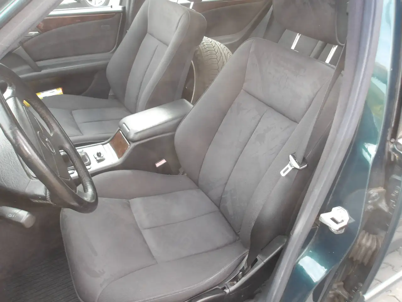 Mercedes-Benz E 230 E-Klasse Elegance, foto 11