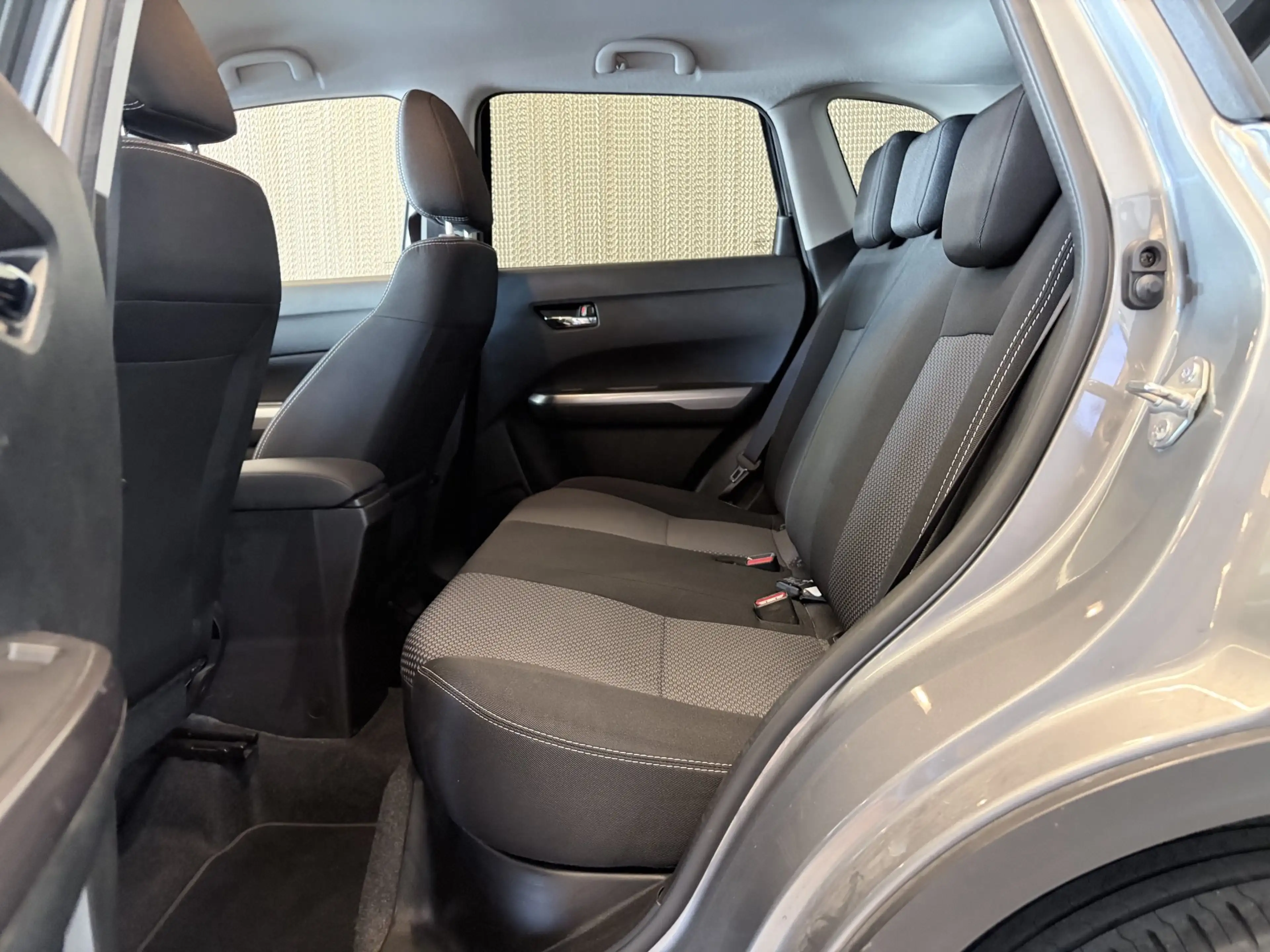 Suzuki Vitara 1,0 DITC shine — photo 13