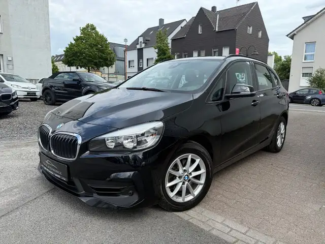 Bmw 218 1.Hand*Navi*Kamera*Einparkhilf