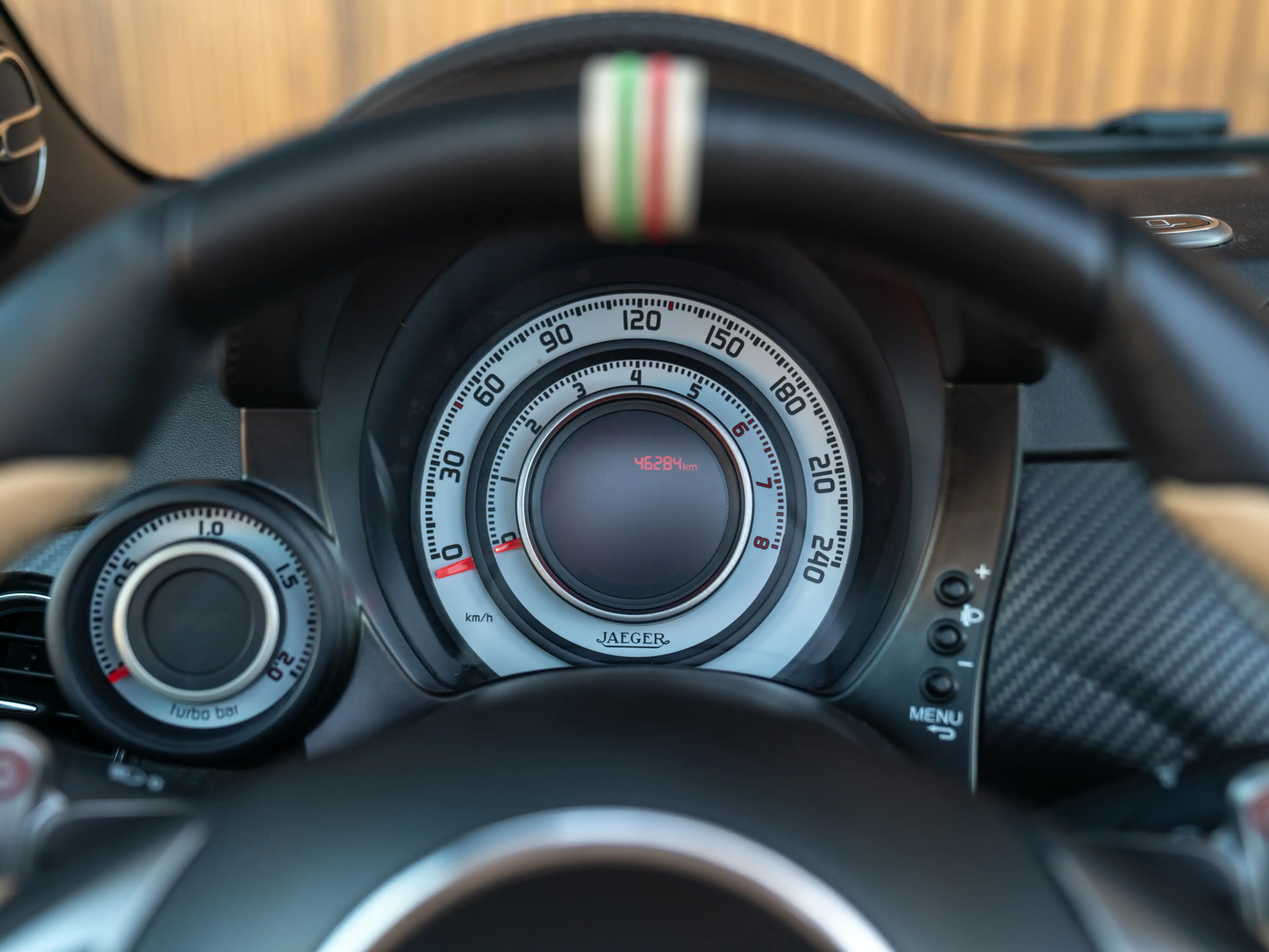 Fiat 500 Abarth 695 C Edizione Maserati | Nr. 142/499 — photo 11
