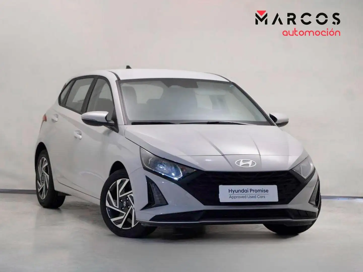 Hyundai i20 1.2 MPI Klass Gris - 2