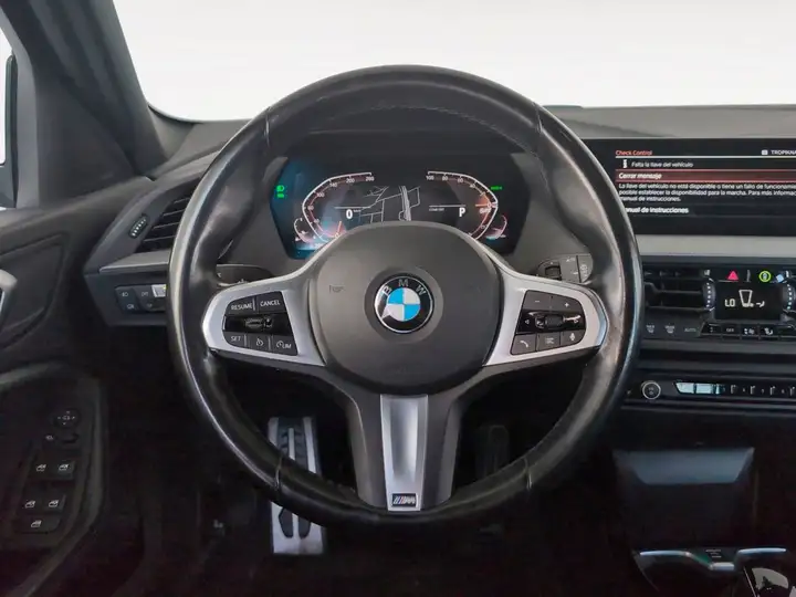 BMW Serie 1 2023, foto 10