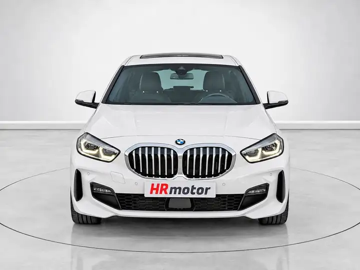BMW Serie 1 2023, foto 7