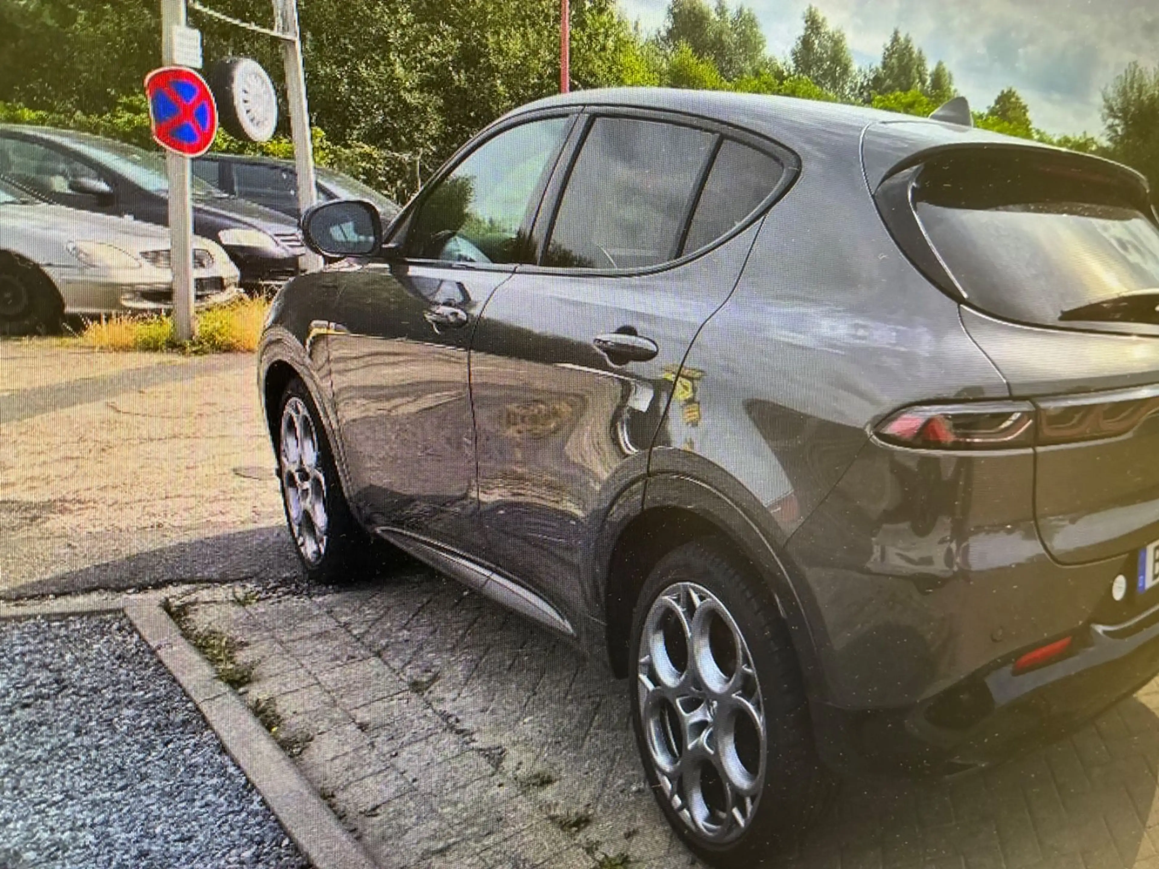 Alfa Romeo Tonale Edizione Speciale 1.5T-131HP-20-Zoll-1.HD — photo 3