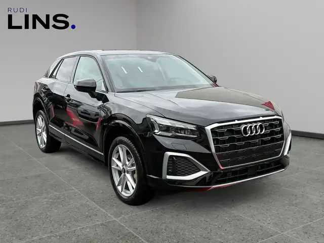 Audi Q2 view 3