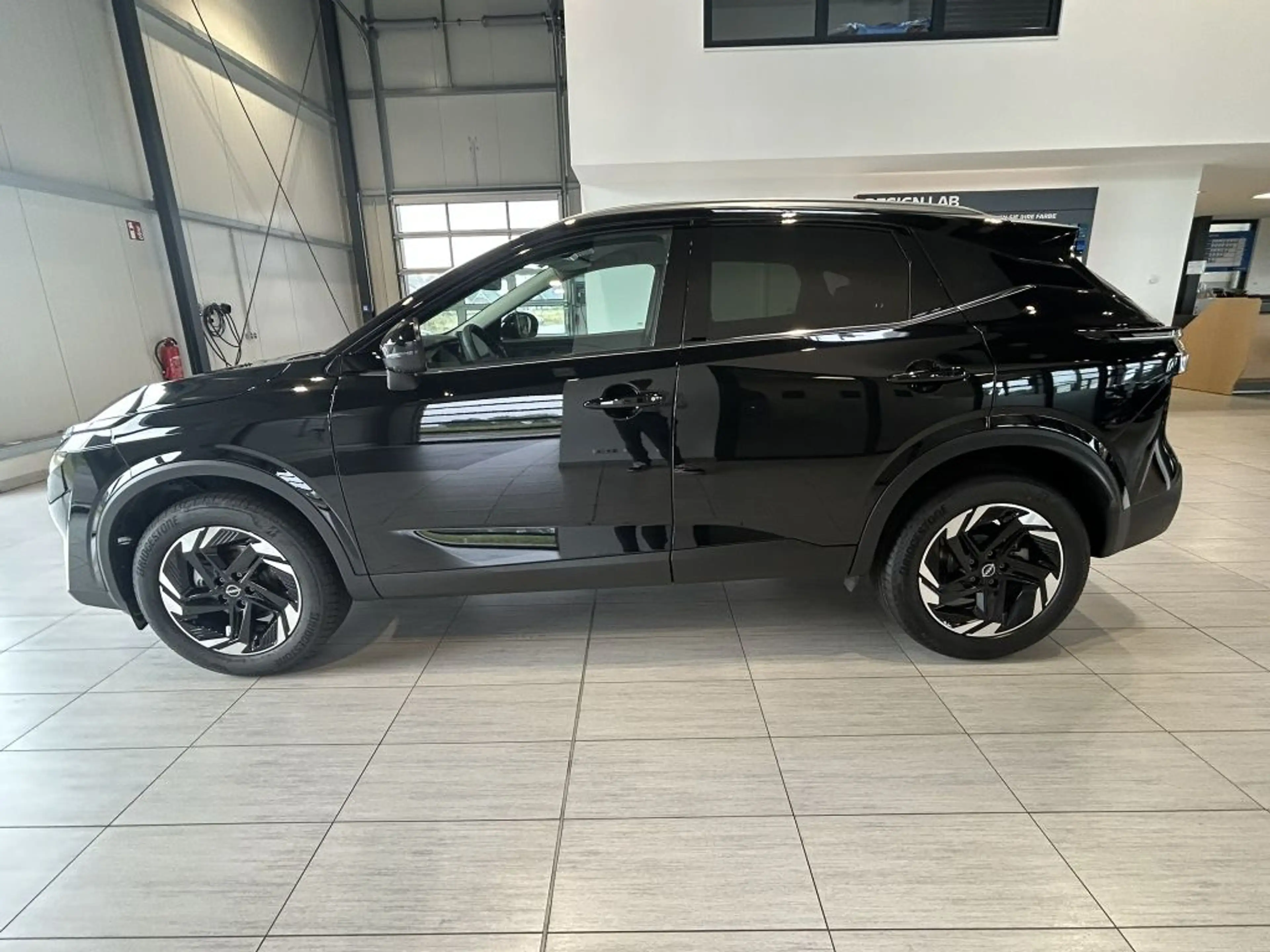 Nissan Qashqai 1.3 DIG-T MHEV Xtronic N-Connecta — photo 8