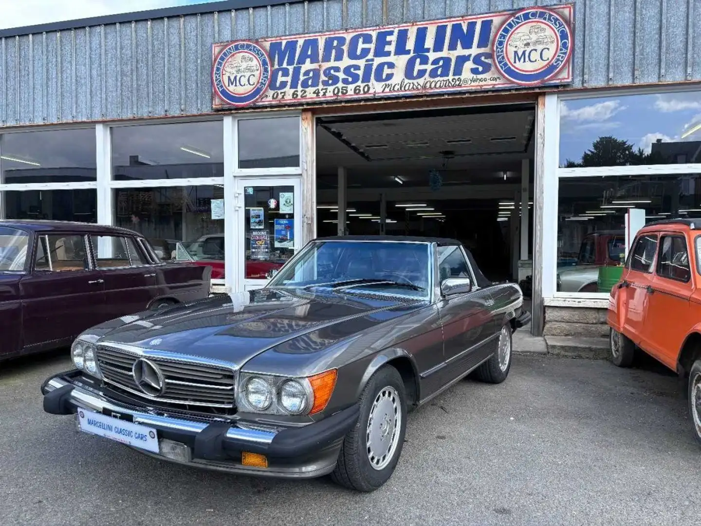 Mercedes-Benz 560 SL 560SL - 2