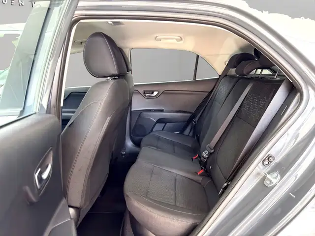 Kia Rio view 24